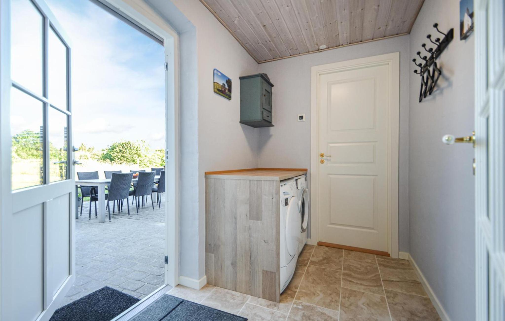 Lovely Home In Rømø With Kitchen