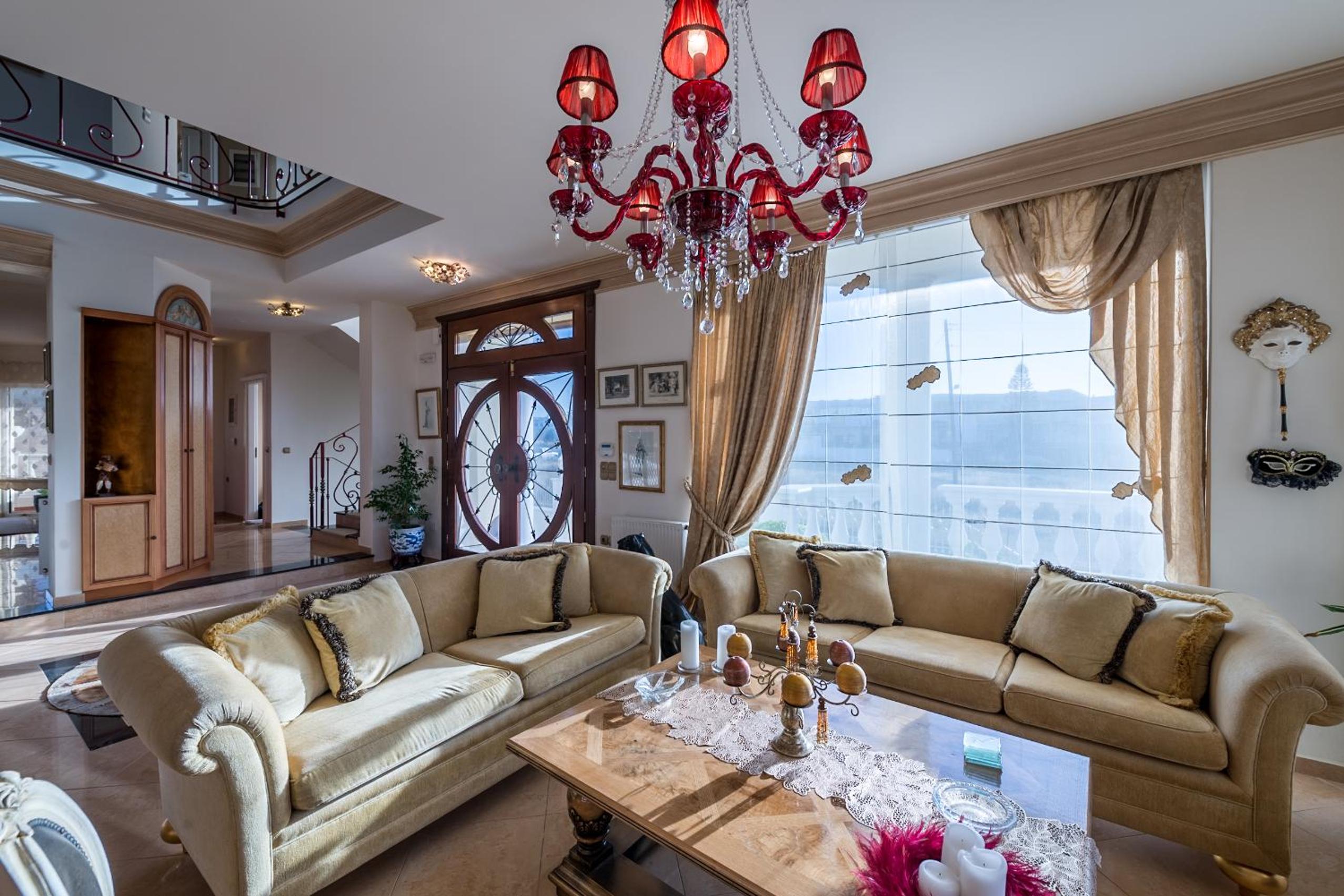 Marilyn Manor, Exclusive Hideway, By ThinkVilla view 4