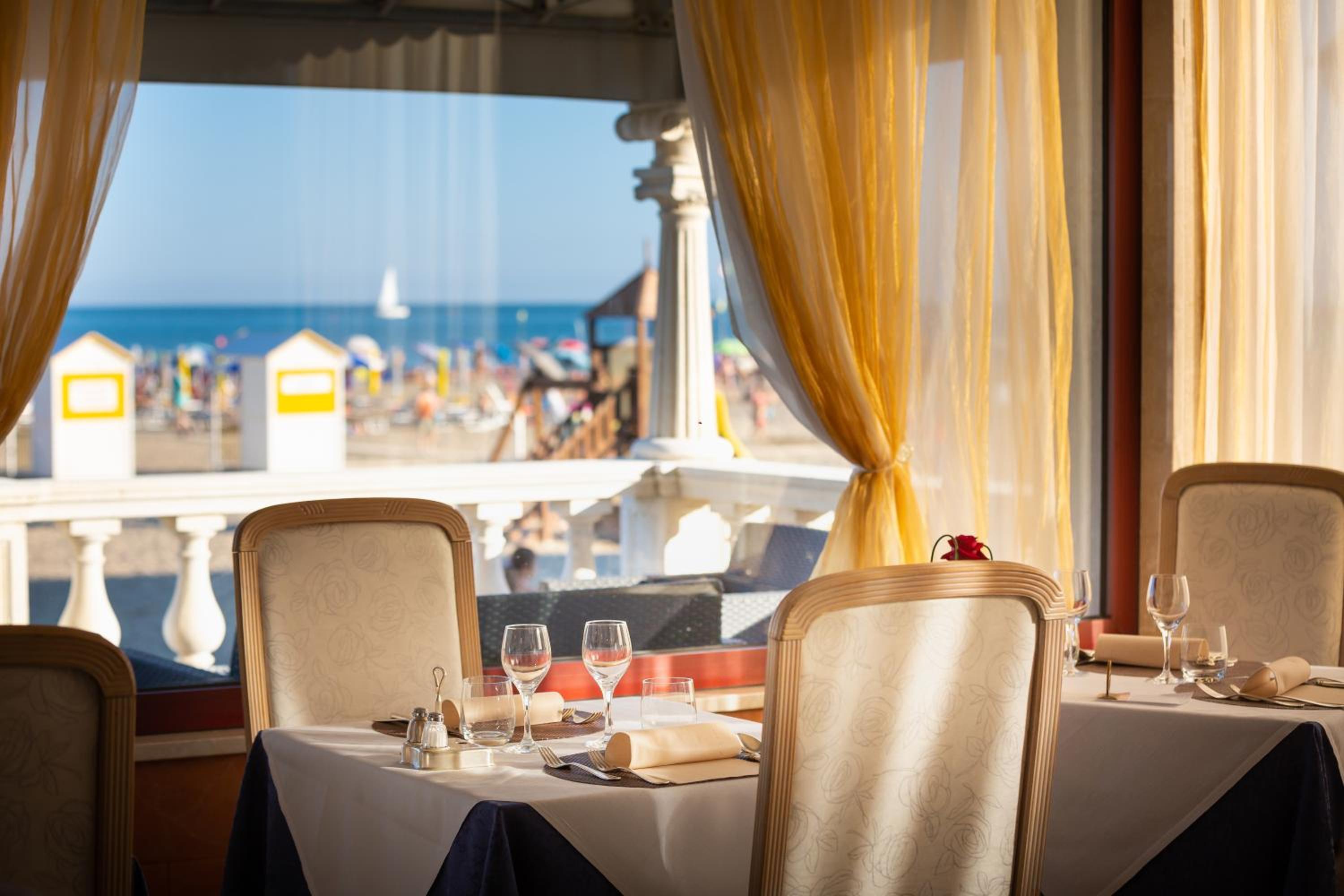 restaurant