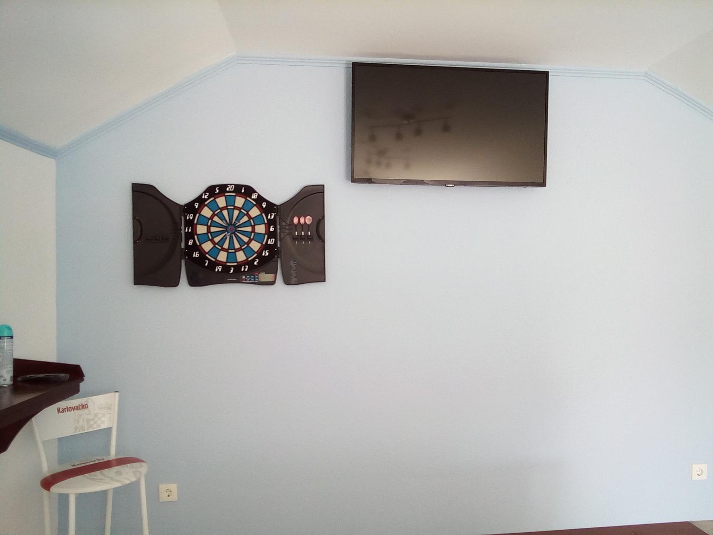 Photo 33