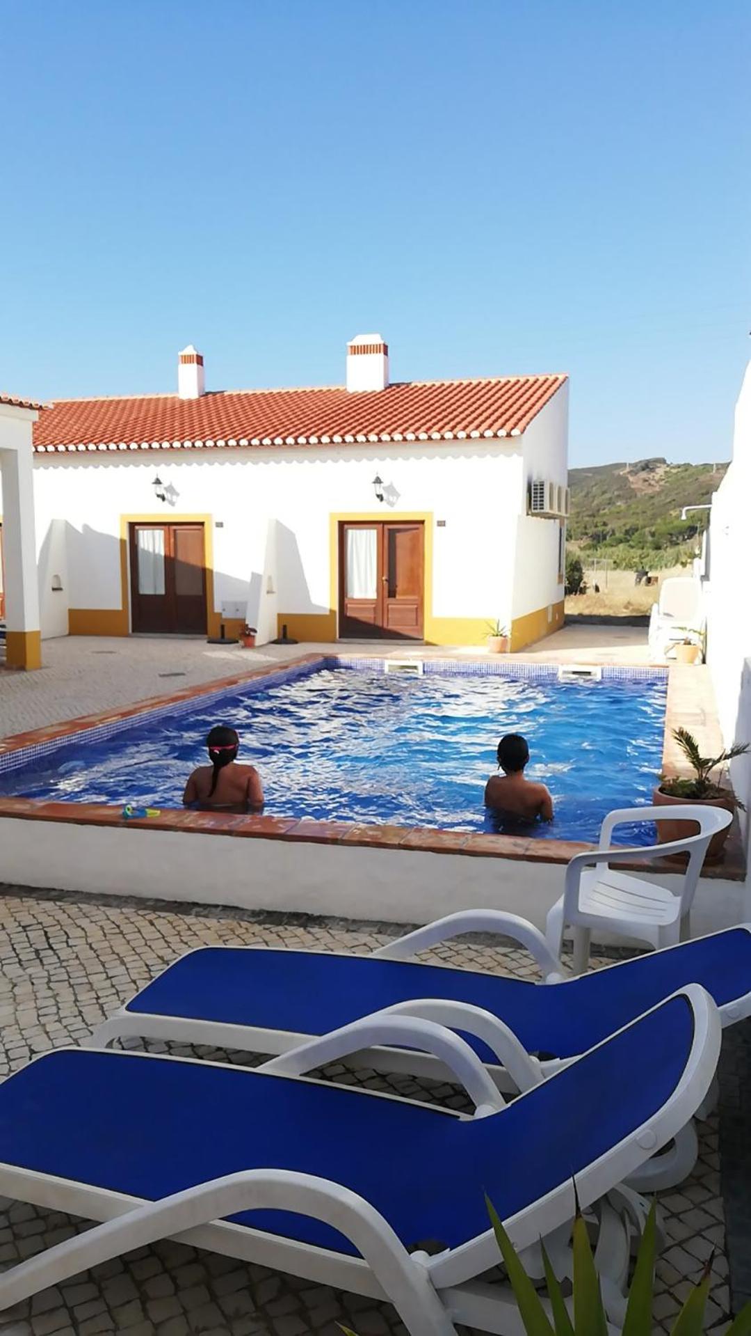 Carrapateiramar Guest House
