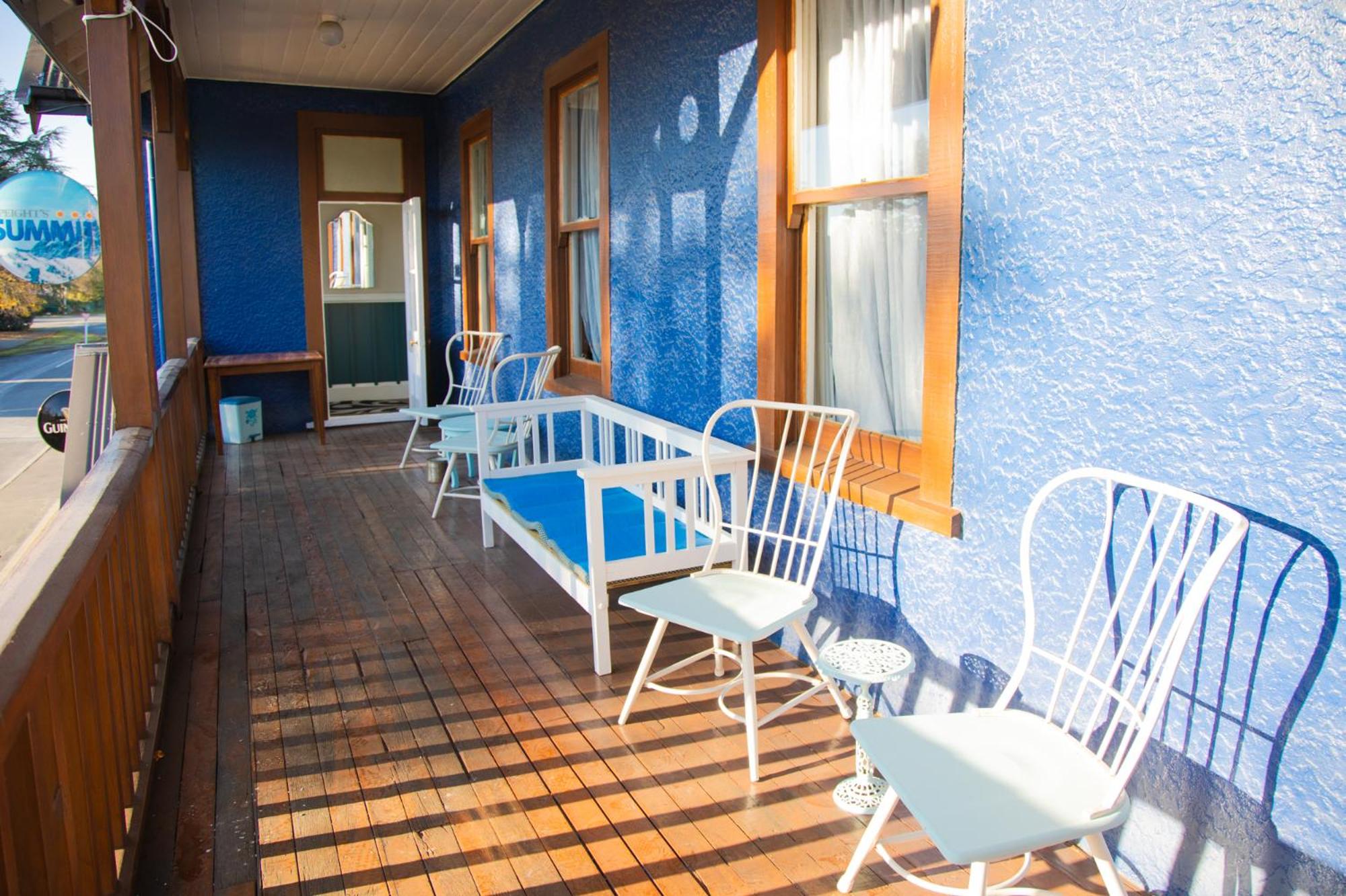 The Blue Pub