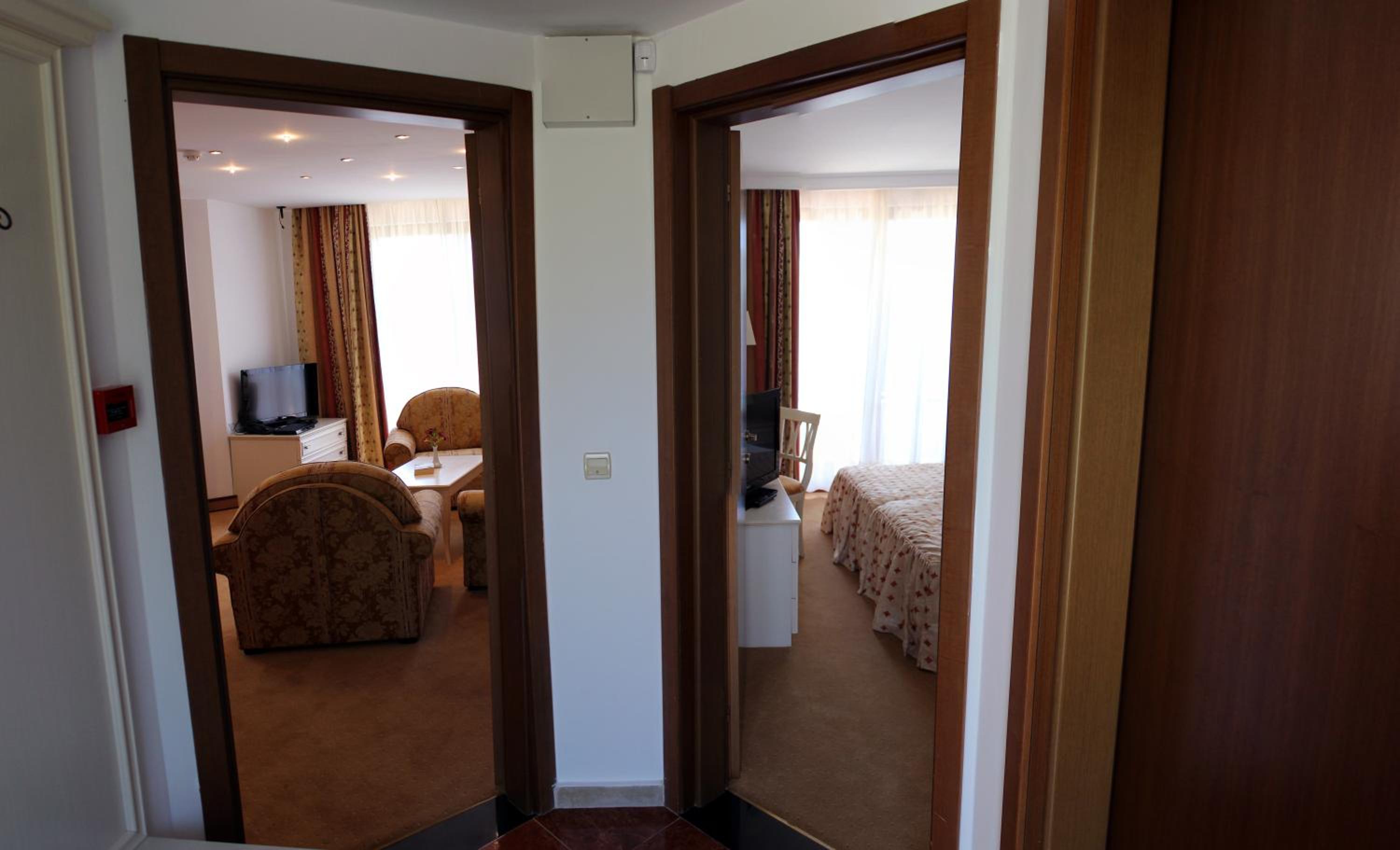 Helena VIP Villas and Suites - Half Board
