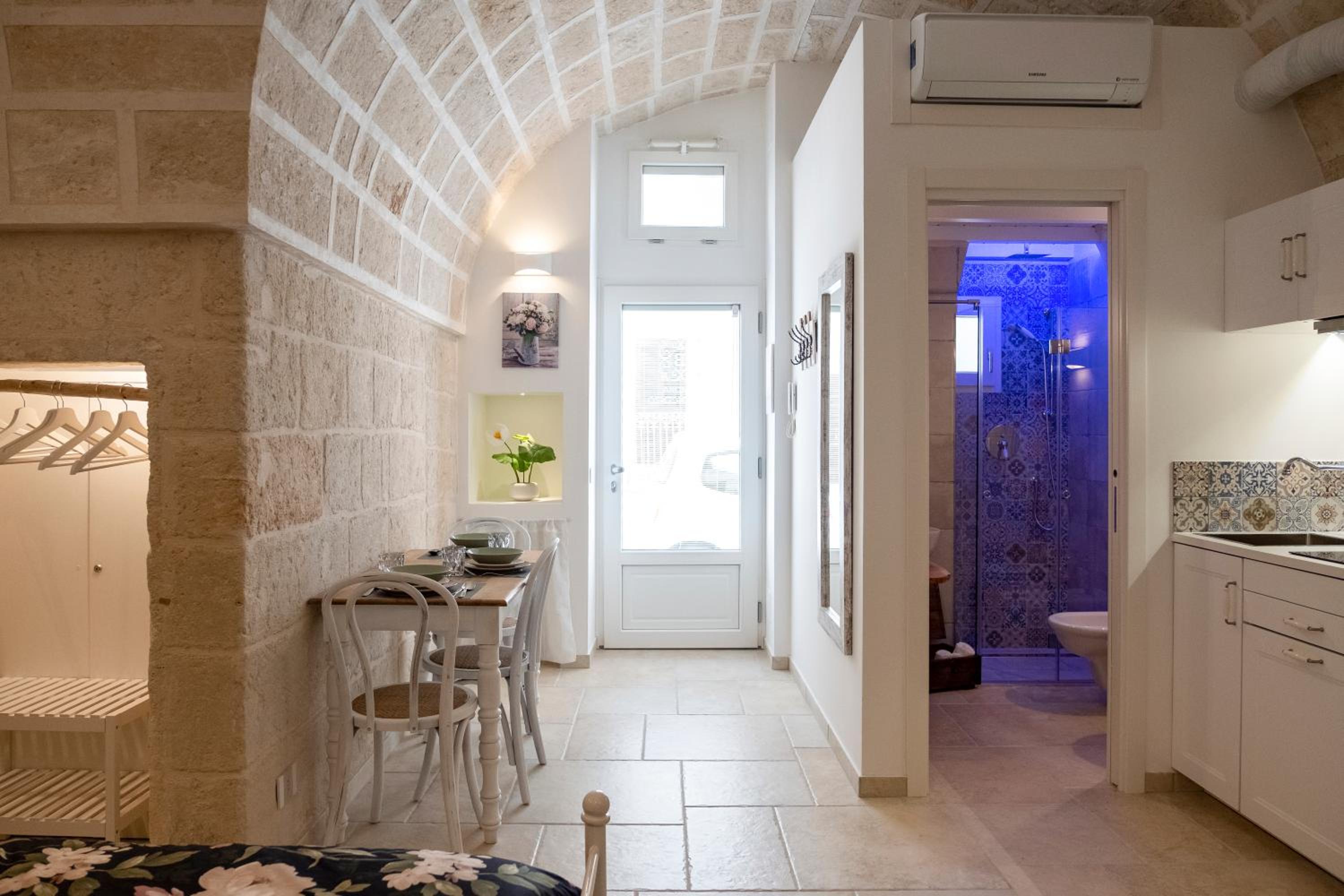 Dimora Don Vincenzo - Borgo di Puglia Houses & Lands view 4