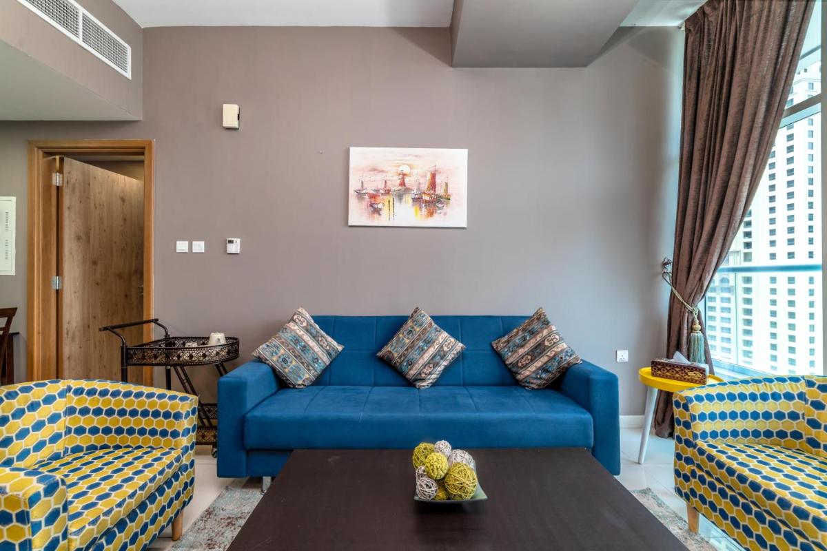 Golden Stay Vacation Homes continental tower marina