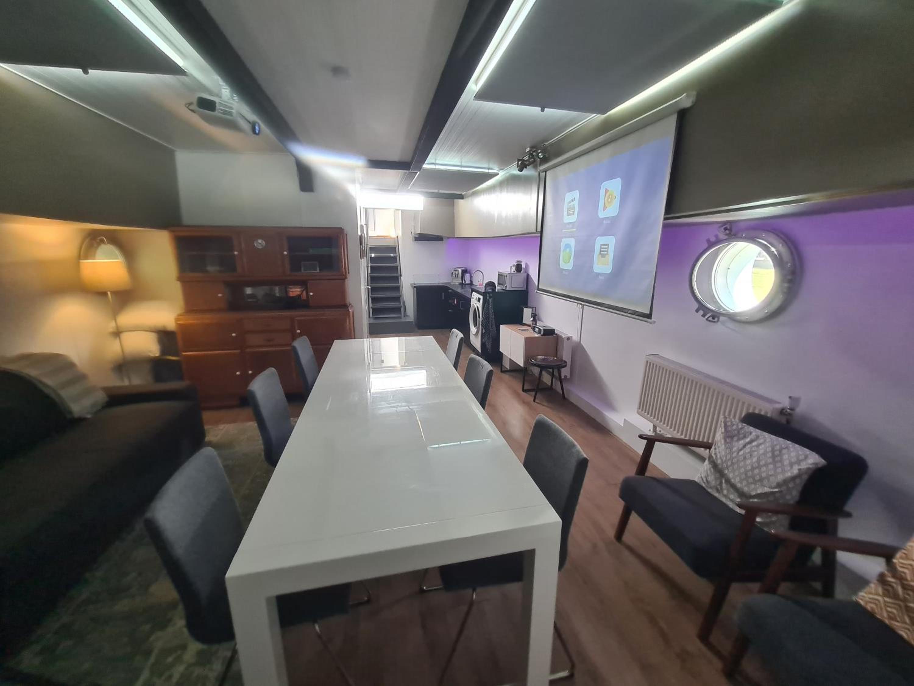 meeting & event spaces