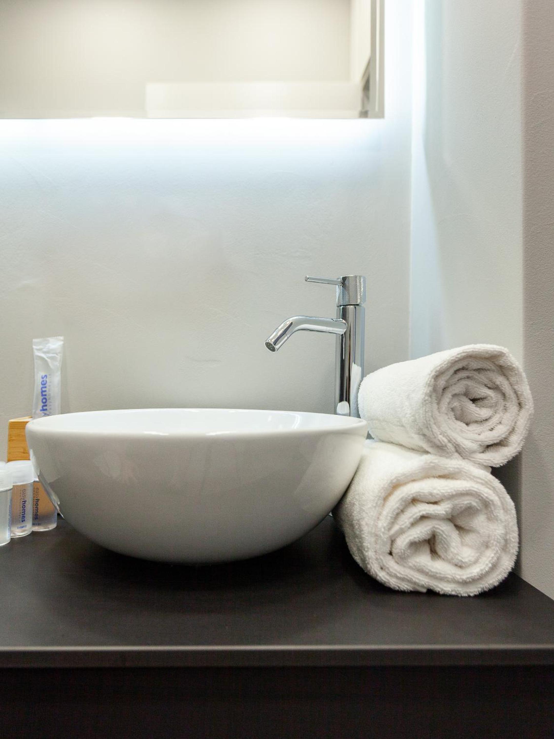easyhomes-City Centre Suites