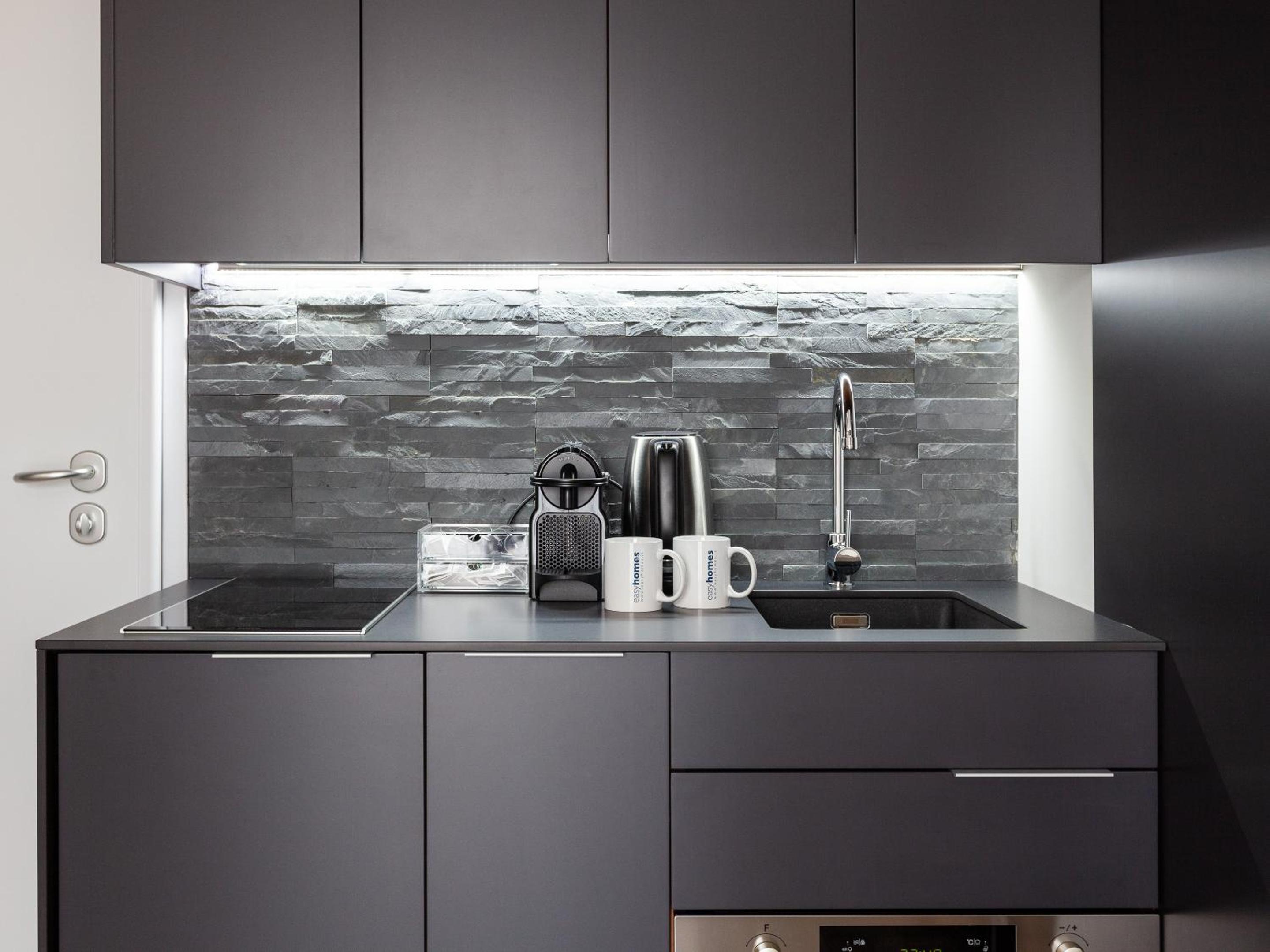 easyhomes-City Centre Suites