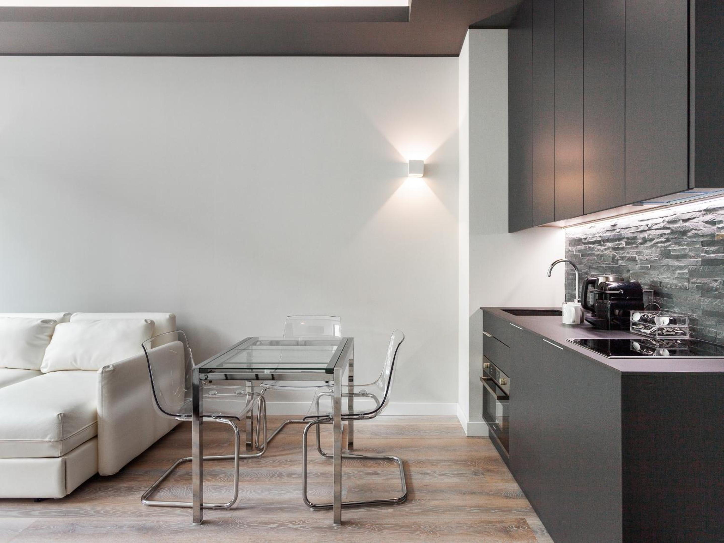 easyhomes-City Centre Suites