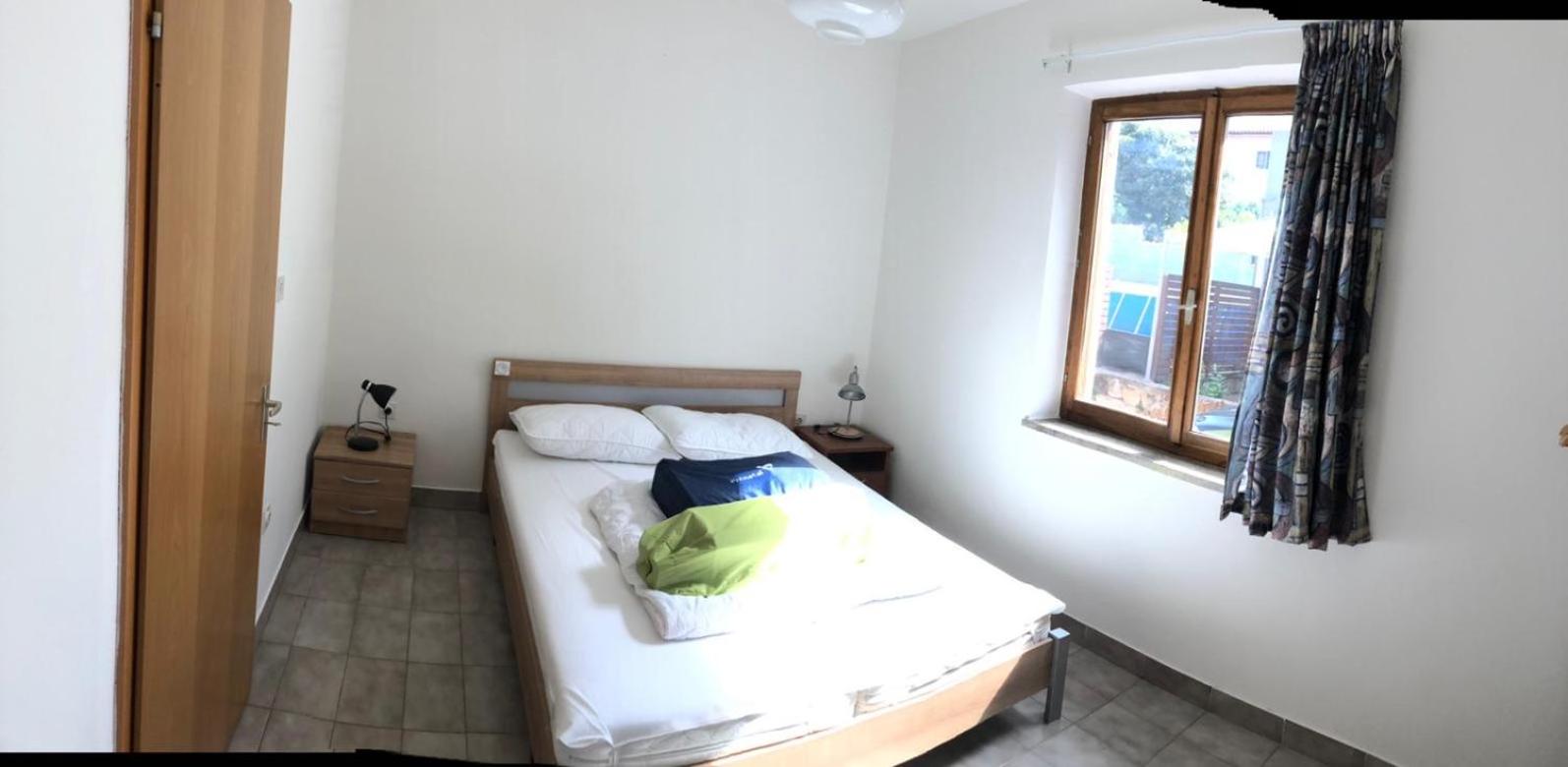 Apartment Luna met Airco Wifi en Zwembad