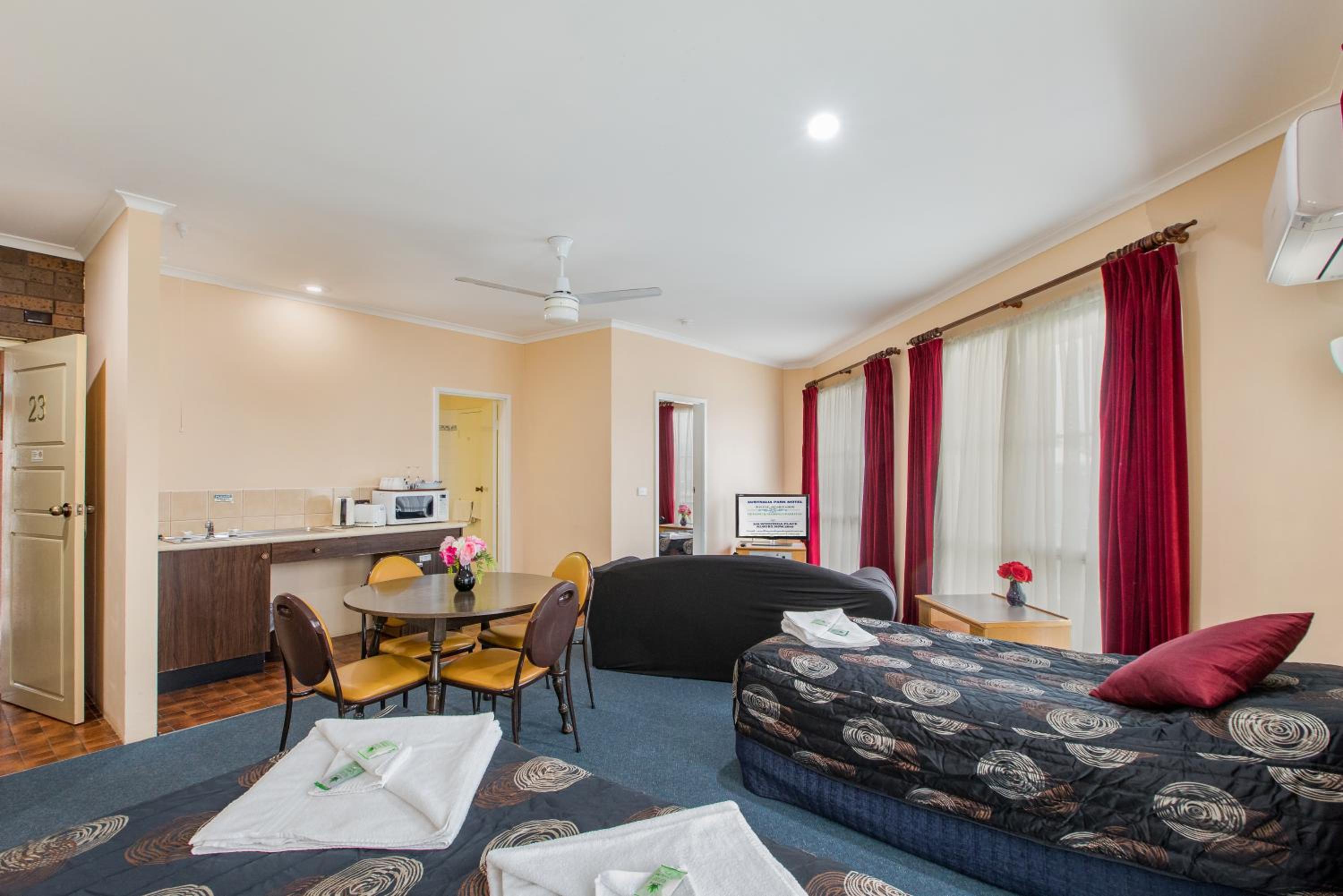 Australia Park Motel