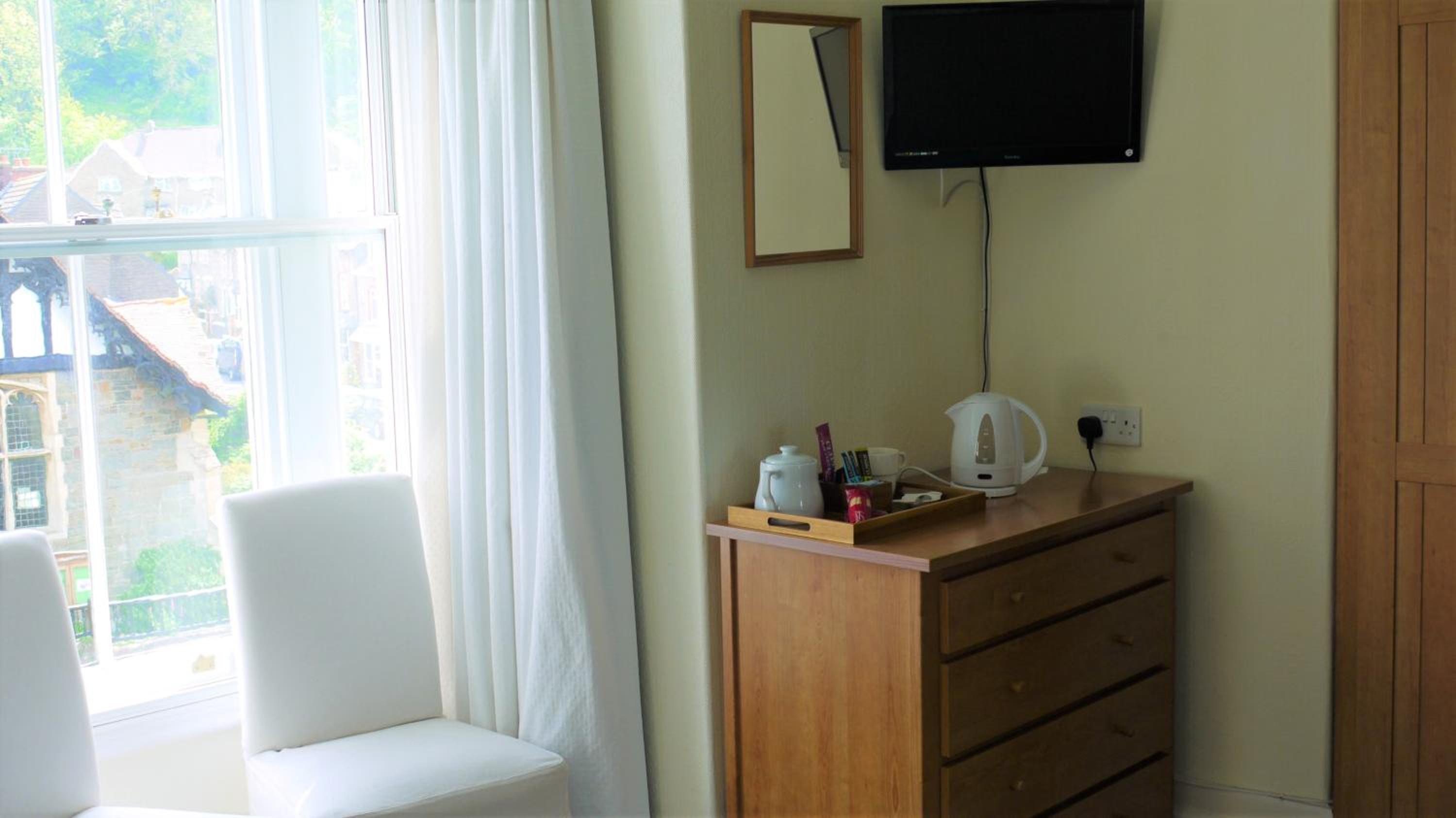 Lynton Vacations - Gable Lodge Guest House - Property Image 31