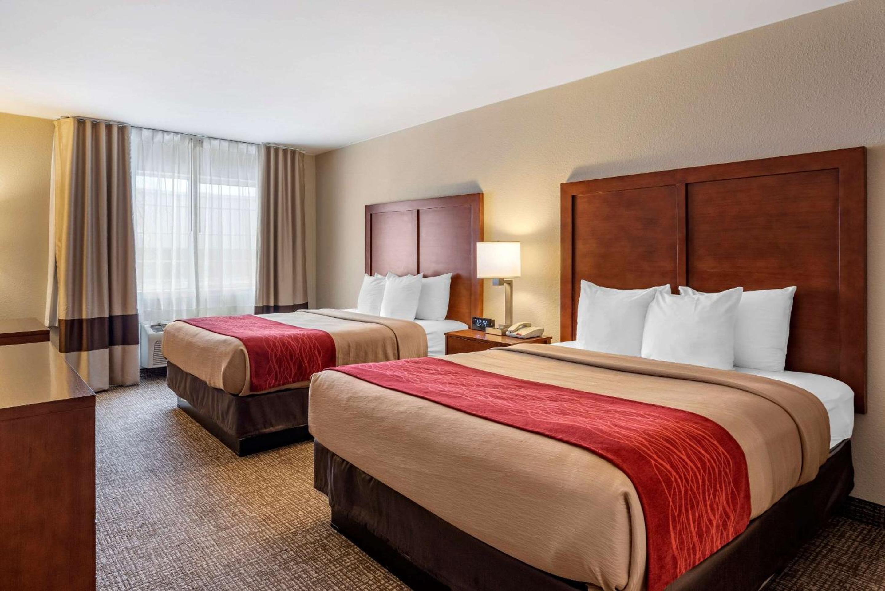 Klamath Falls Vacations - Comfort Inn  Suites - Property Image 31