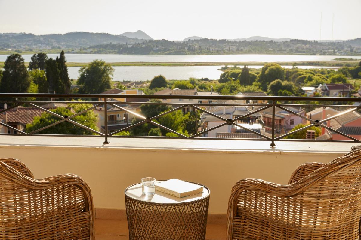Old Town Luxury Suites 'Madame' photo 4
