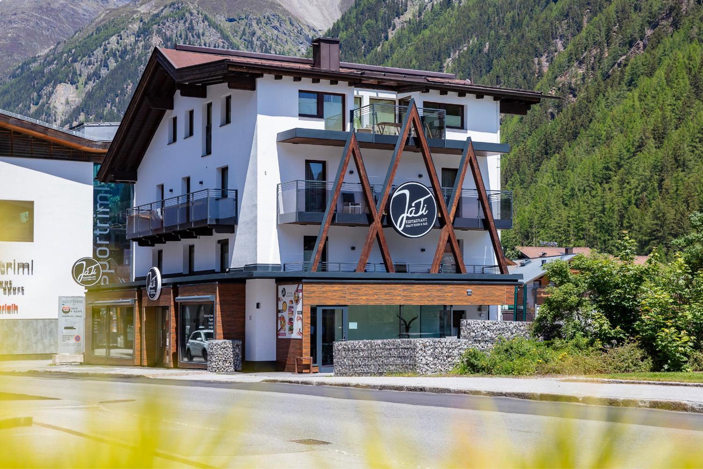 Haus Fender view 4