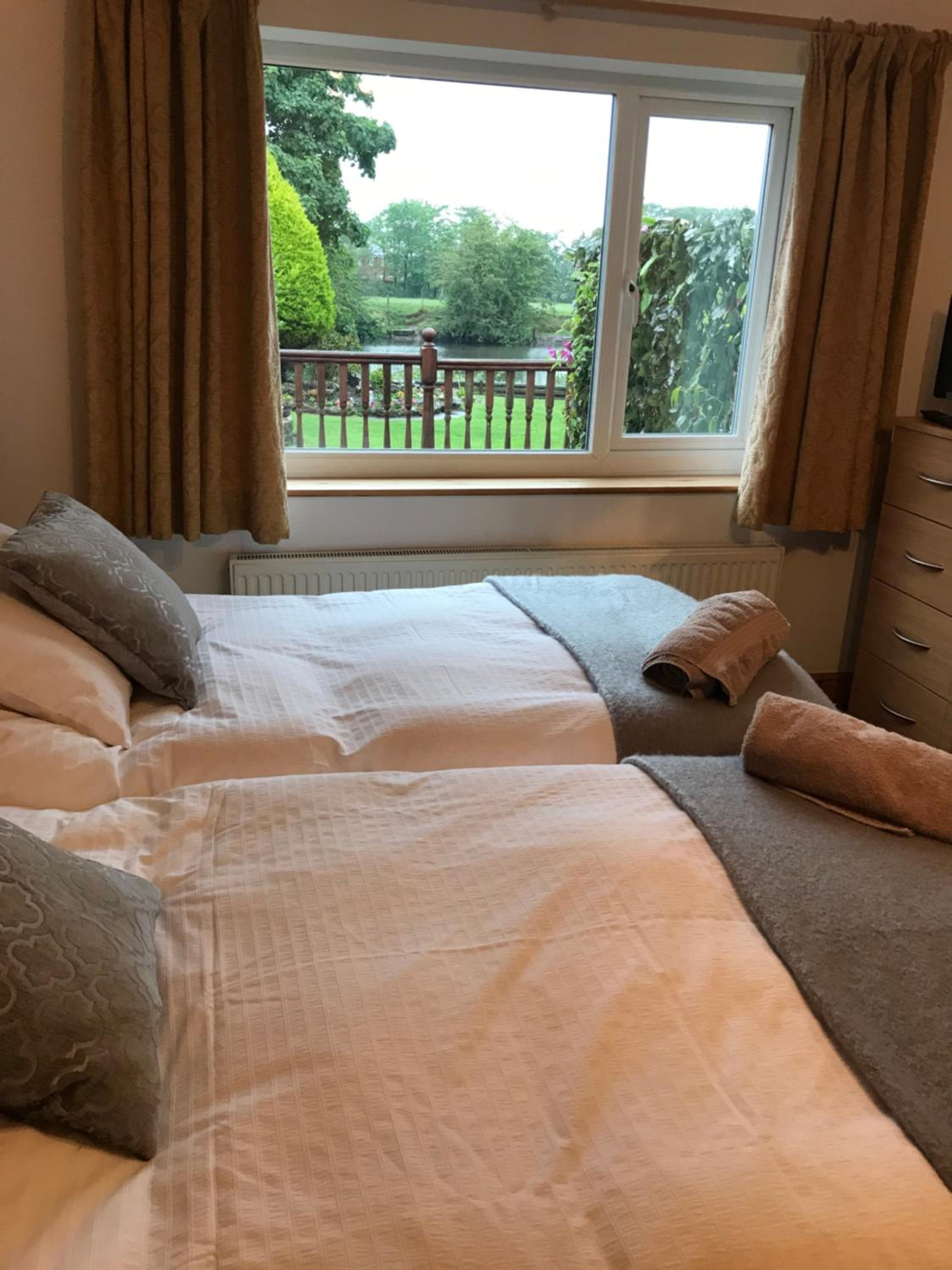 Merok Lodge view 2