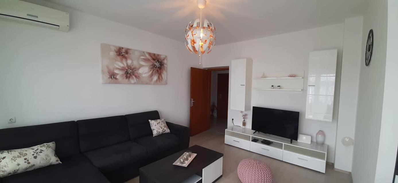 Apartment Lukrecija view 5