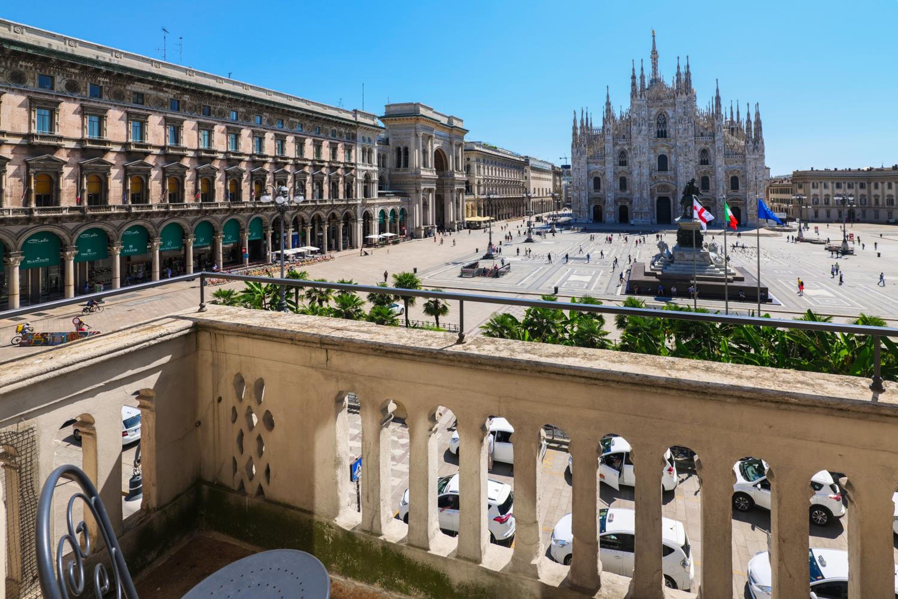 Duomo Cathedral View - Luxury Apartment
