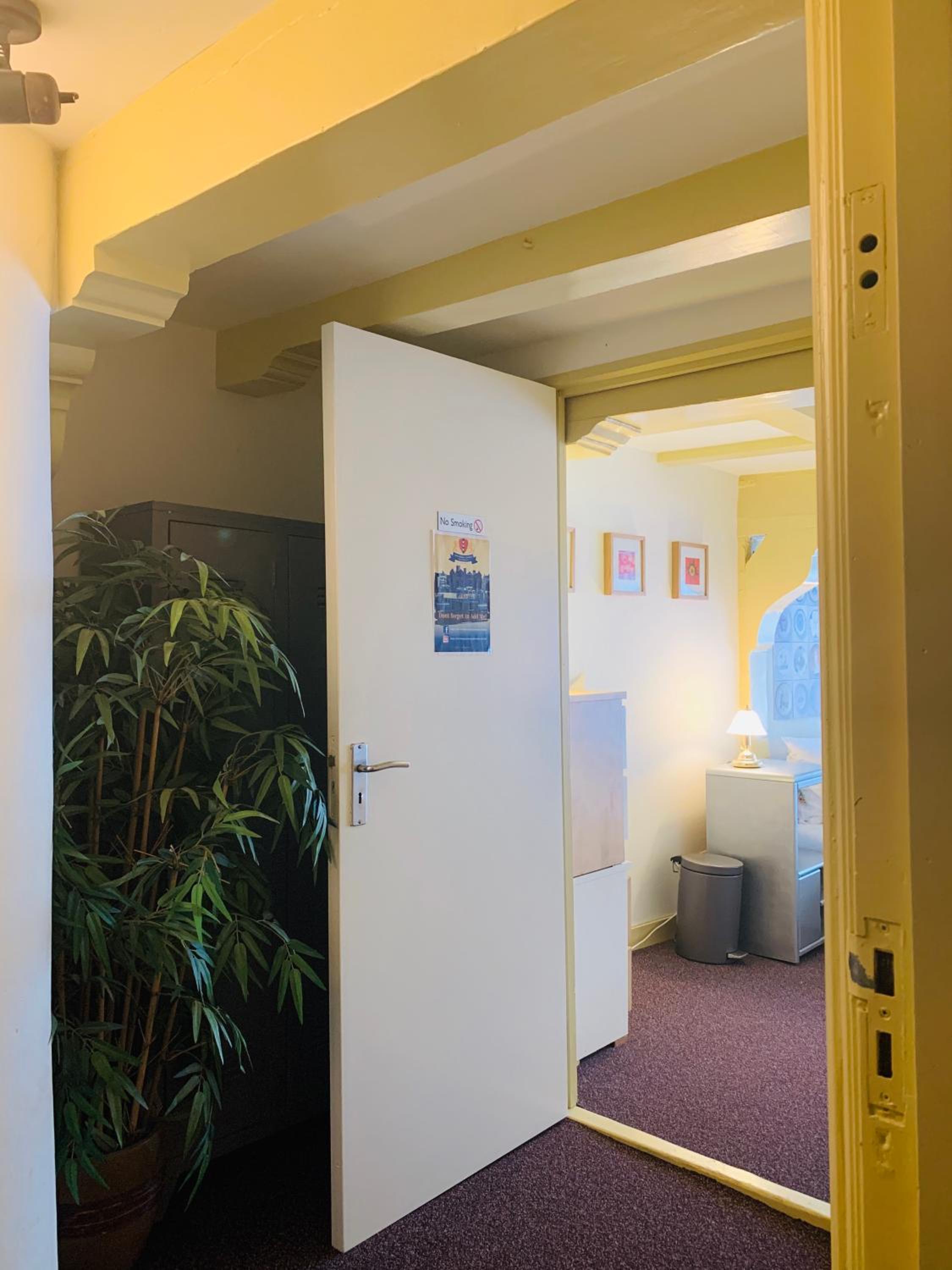 Amsterdam Central Guest House