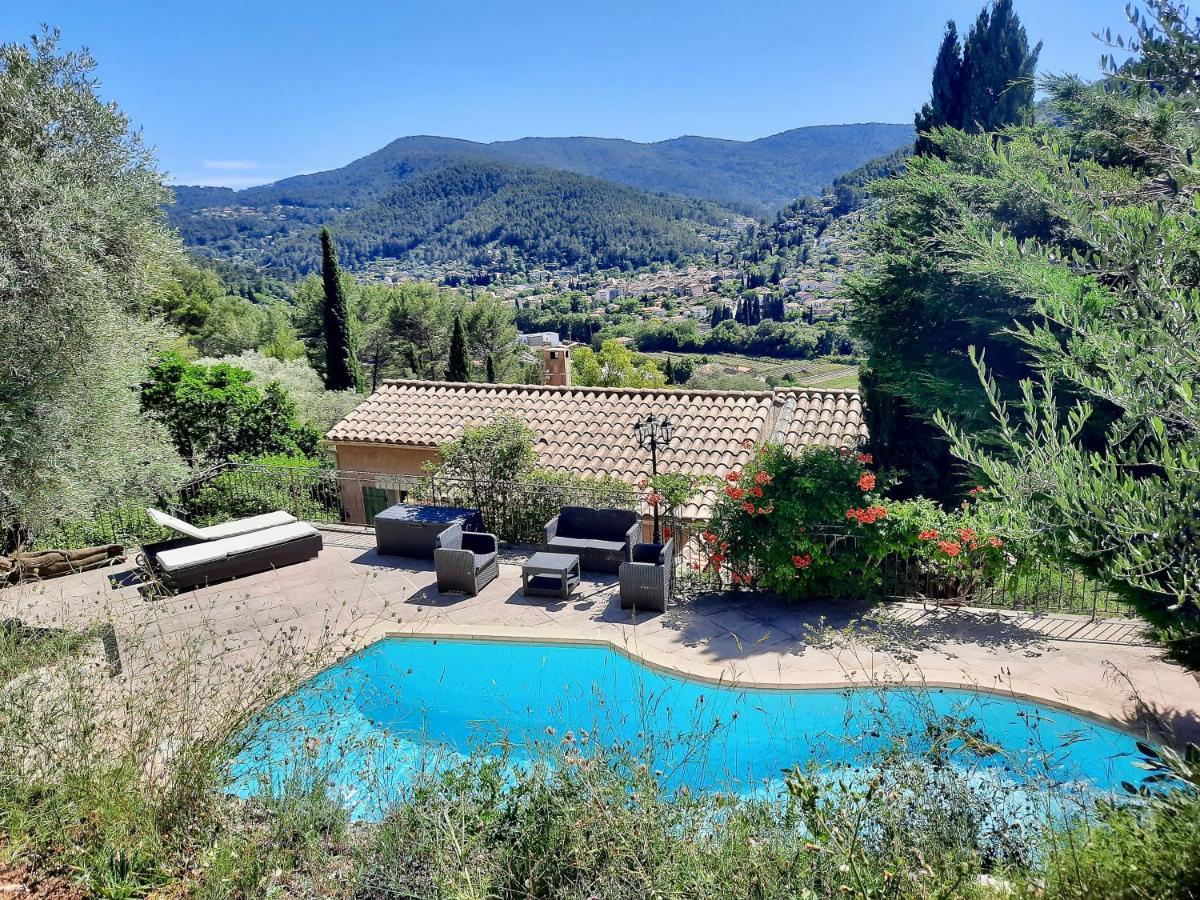 Villa "Les Restanques" view 4