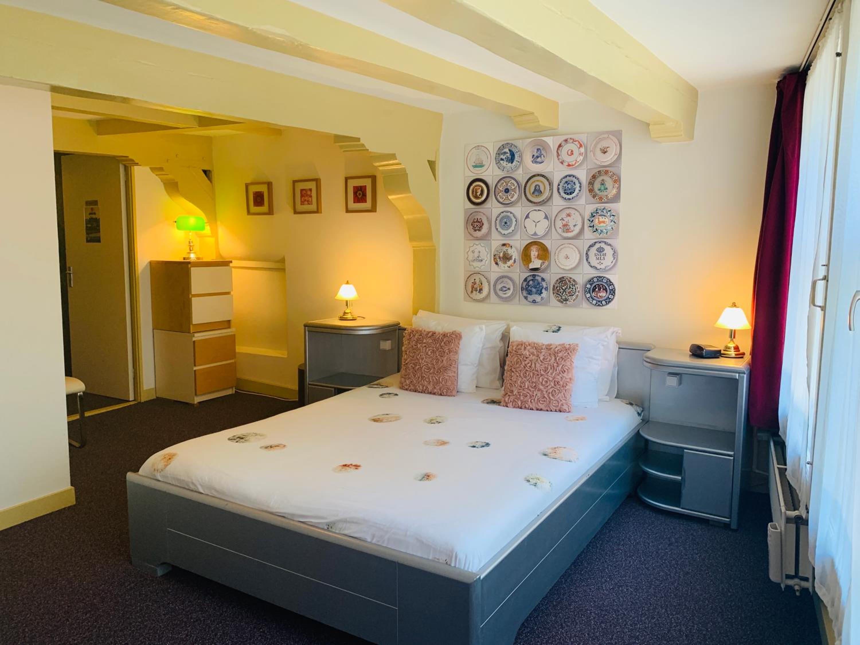 Amsterdam Central Guest House