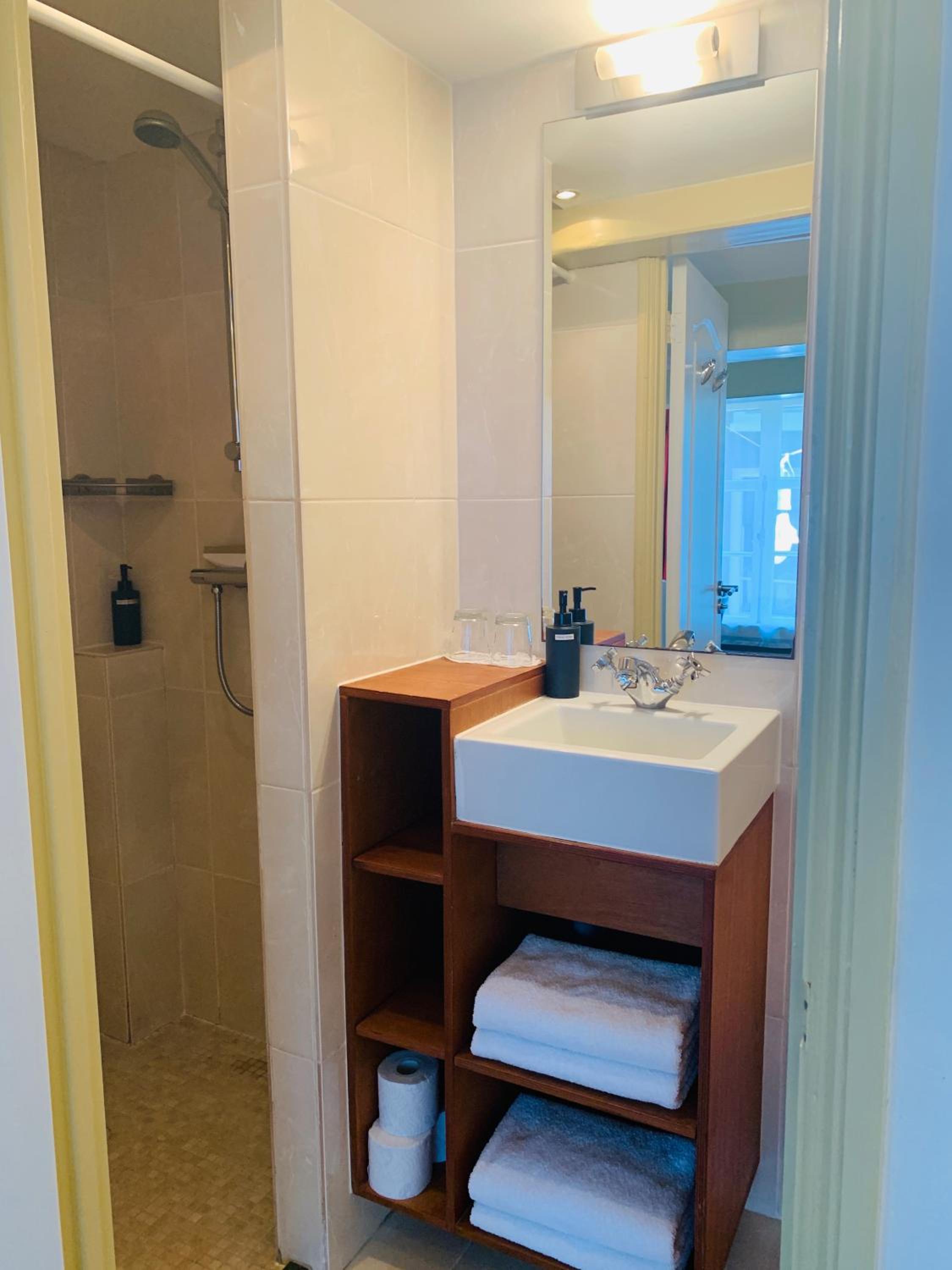 Amsterdam Central Guest House