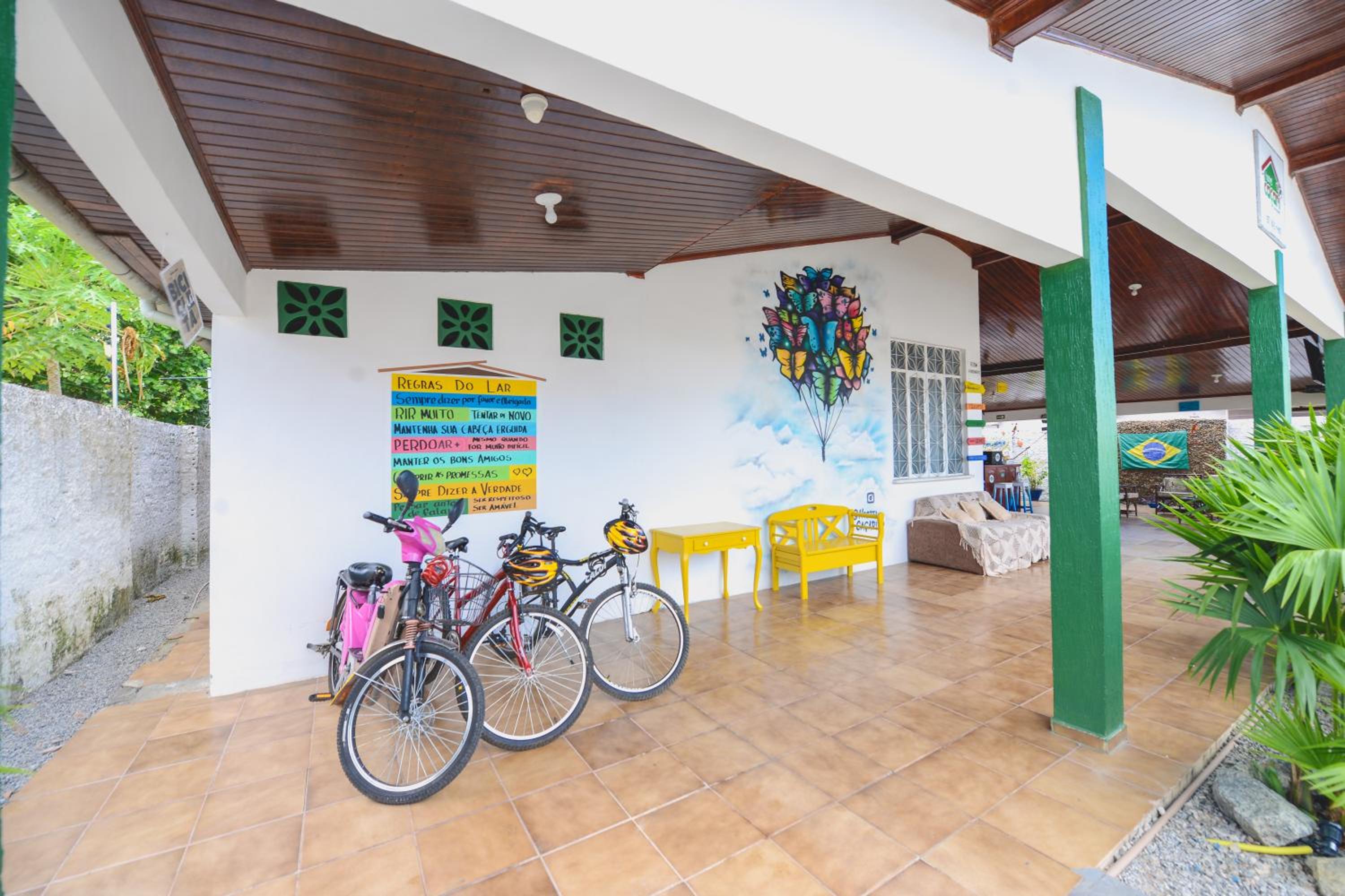 Hotel Caçari