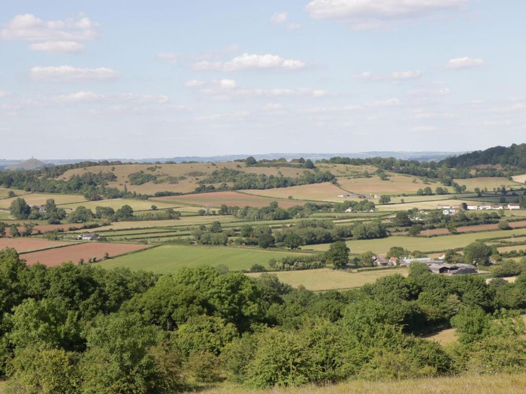 The Nest - Family friendly caravan nr Glastonbury & Street