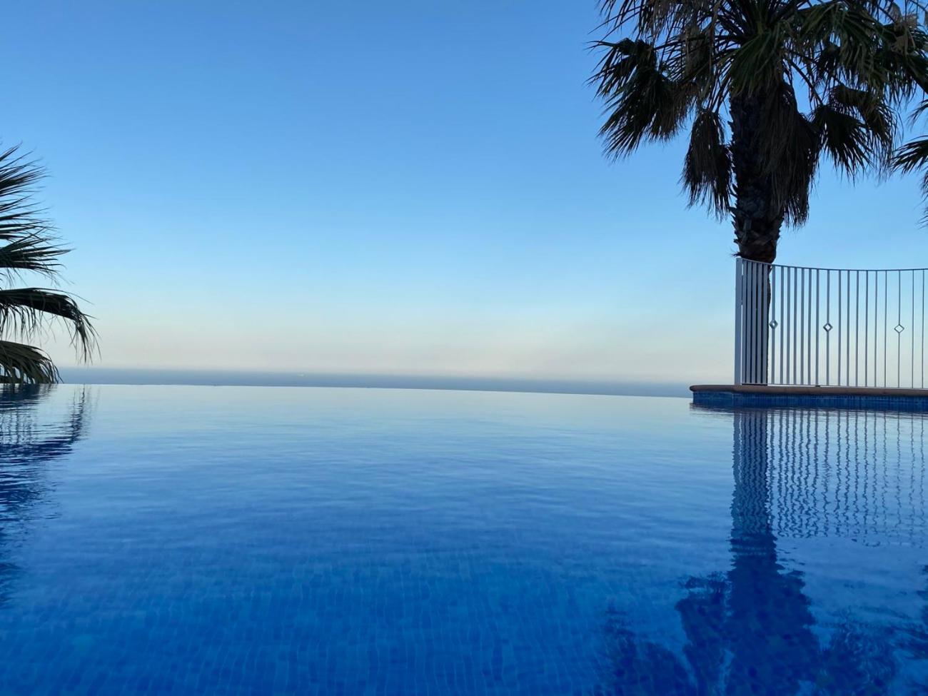 Hotel Fantástico apartamento con vistas panorámicas al mar - Image 1