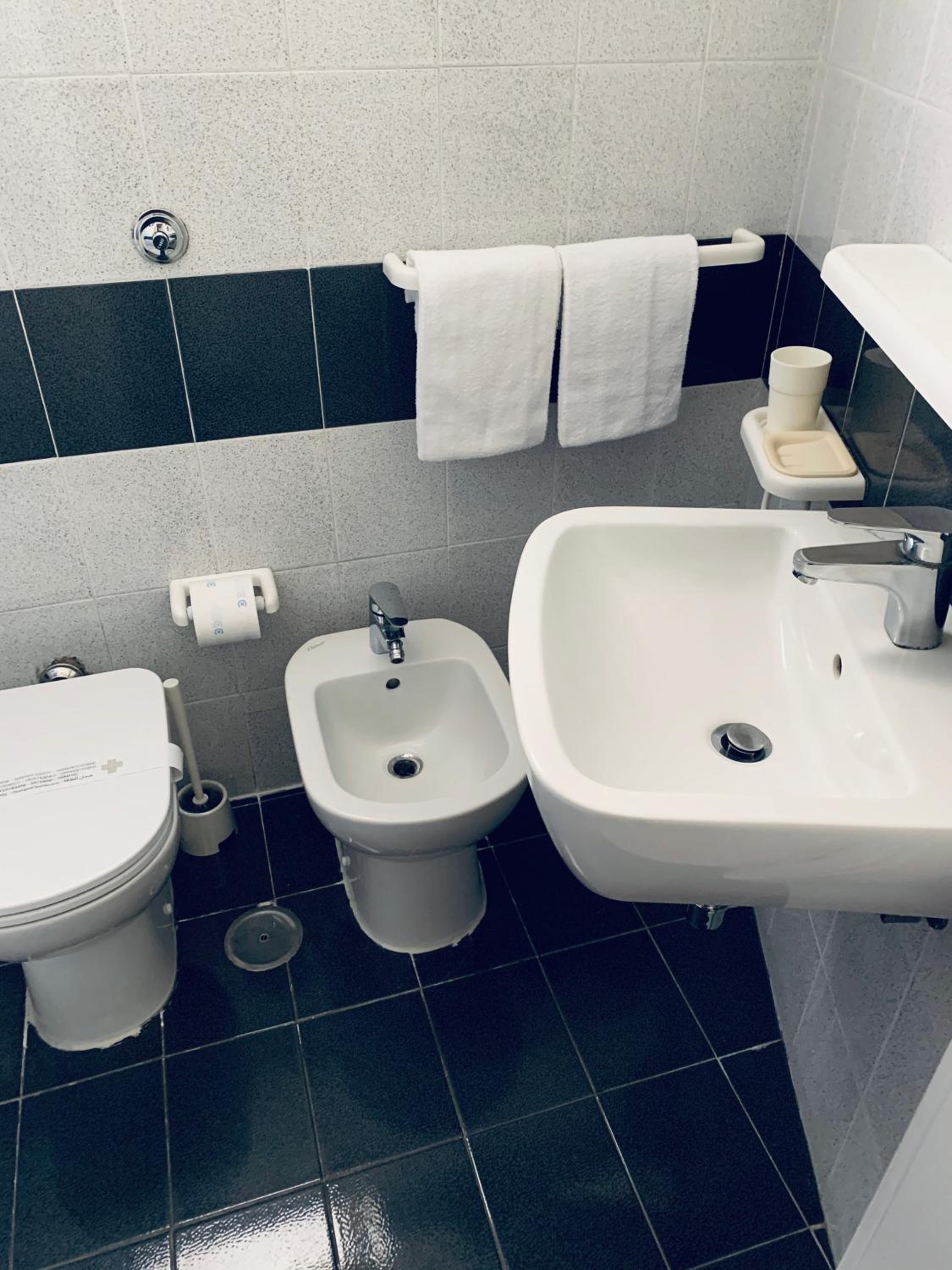 Casa Sofia en Sorrento — bathroom