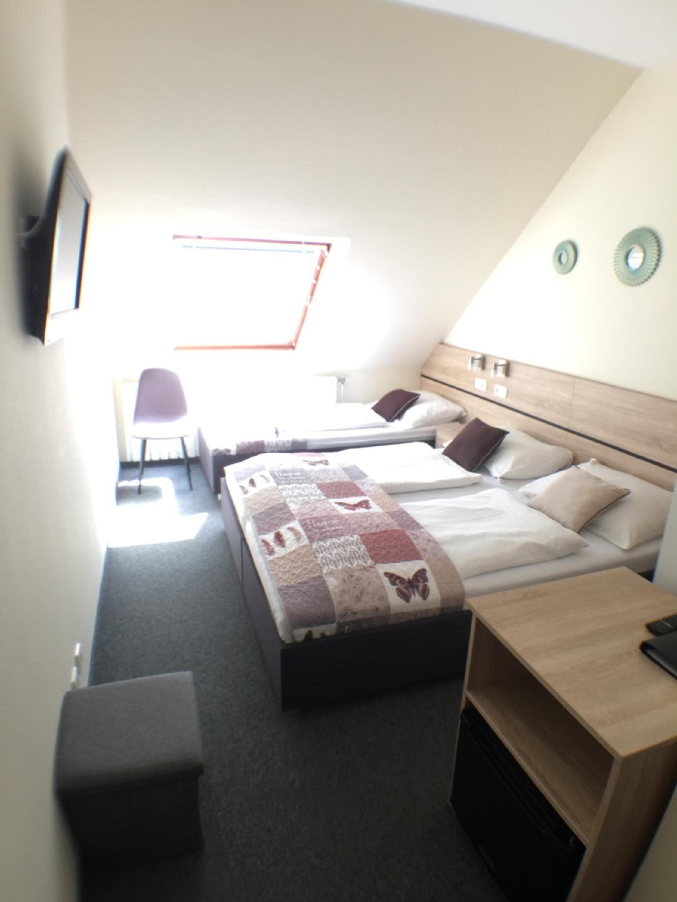 Photo 48