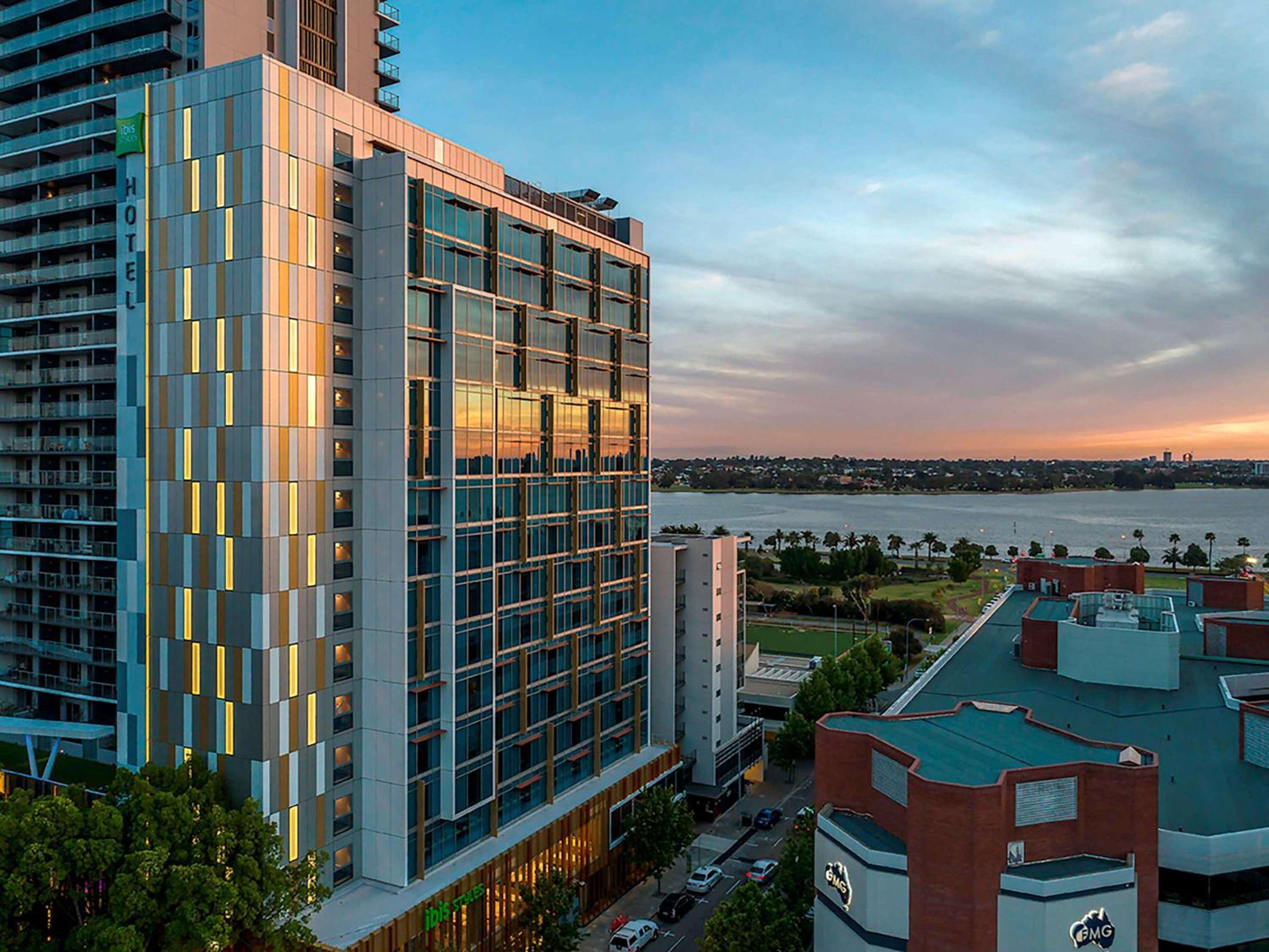 Hotel ibis Styles East Perth - Image 1