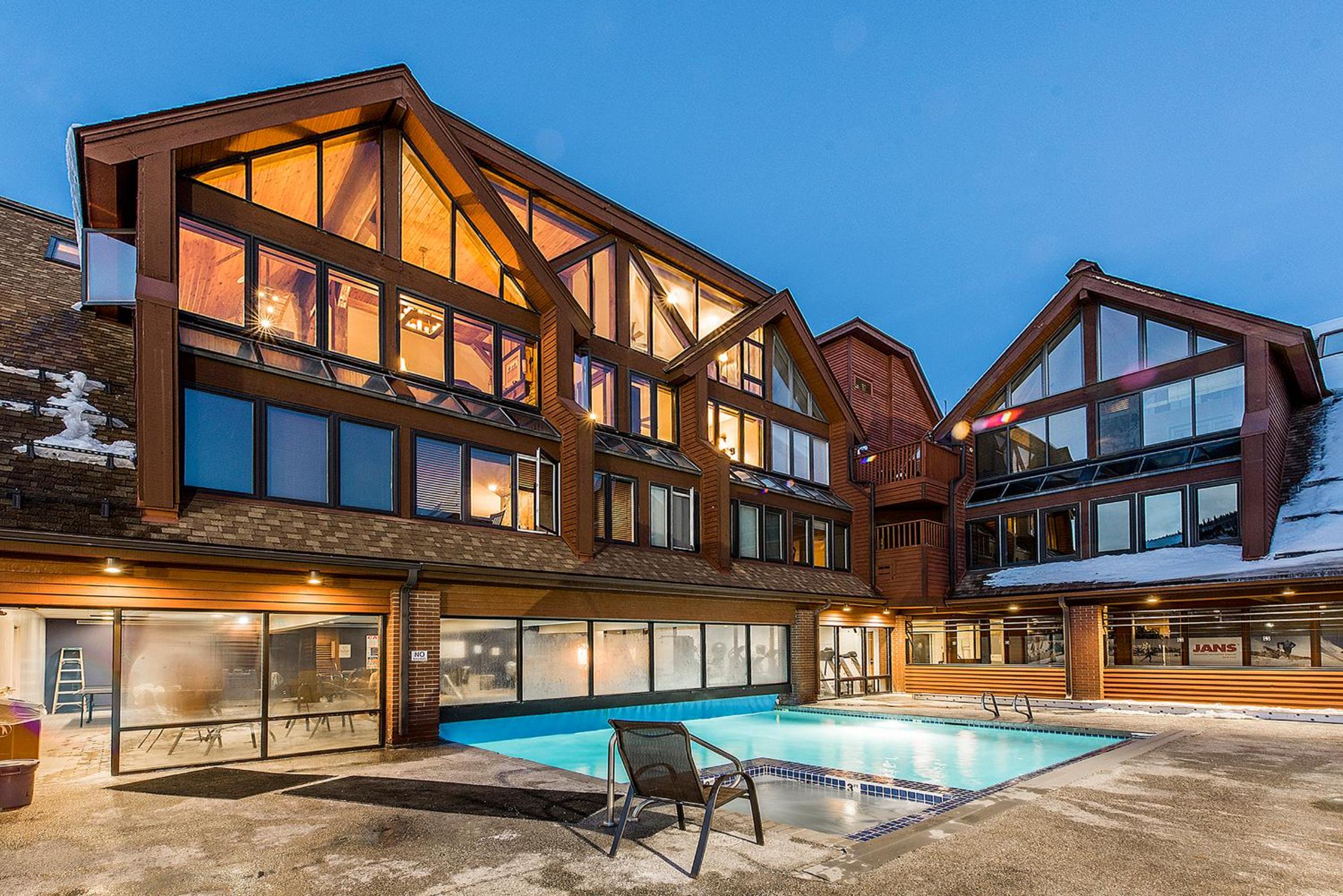 The Lodge at the Mountain Village by All Seasons Resort Lodging view 5