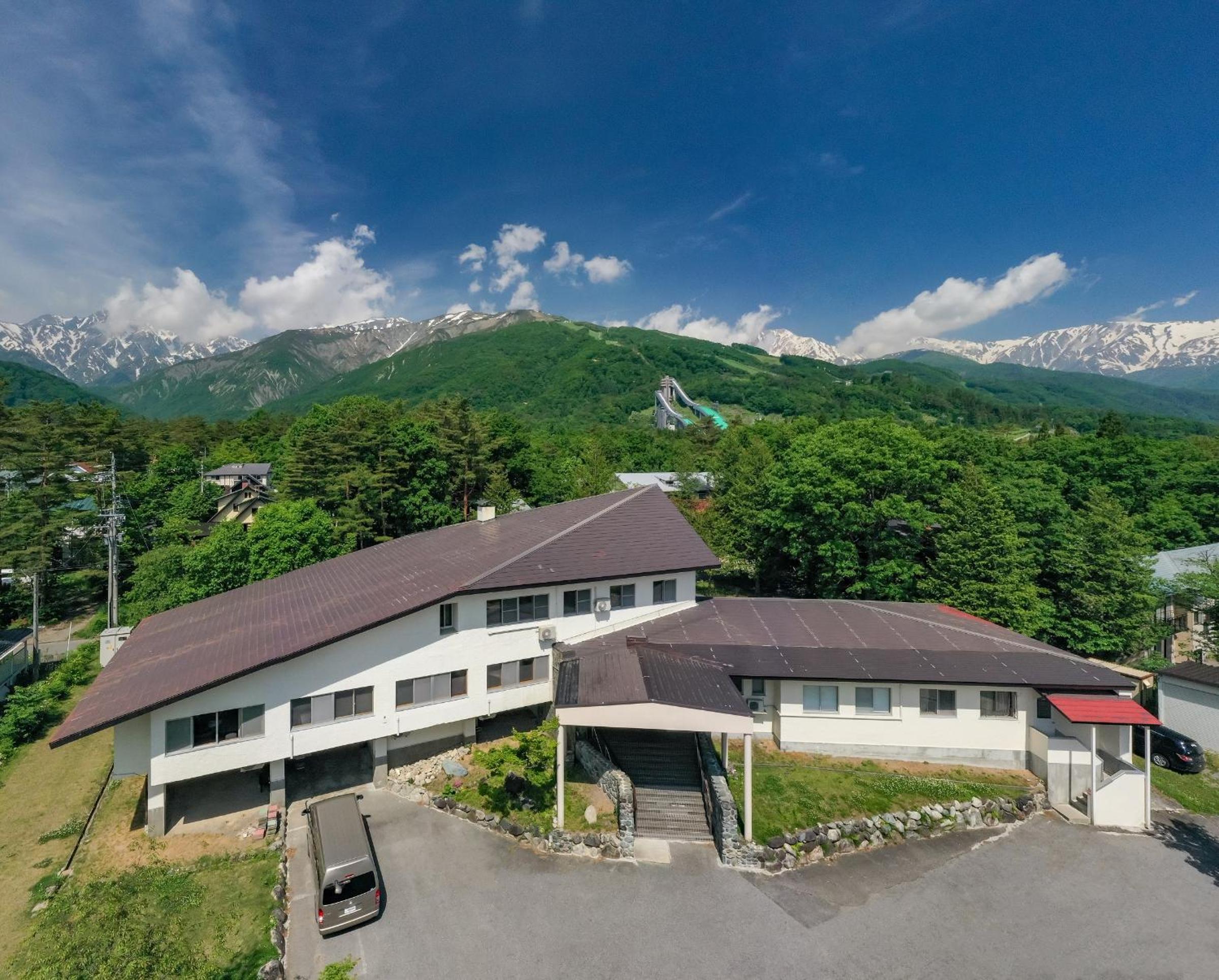 Hotel Nomad Hakuba - Image 1
