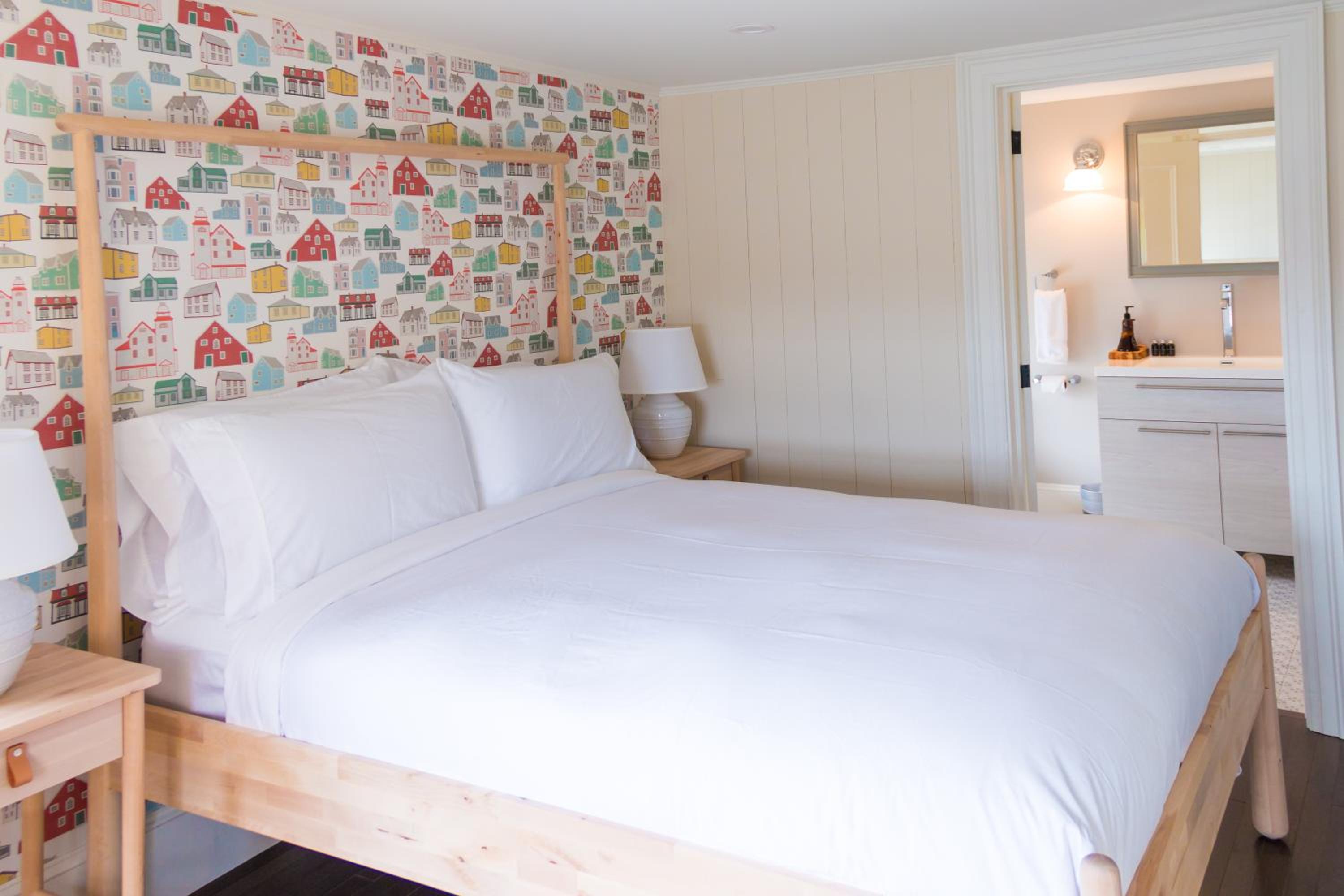 Russelltown Inn