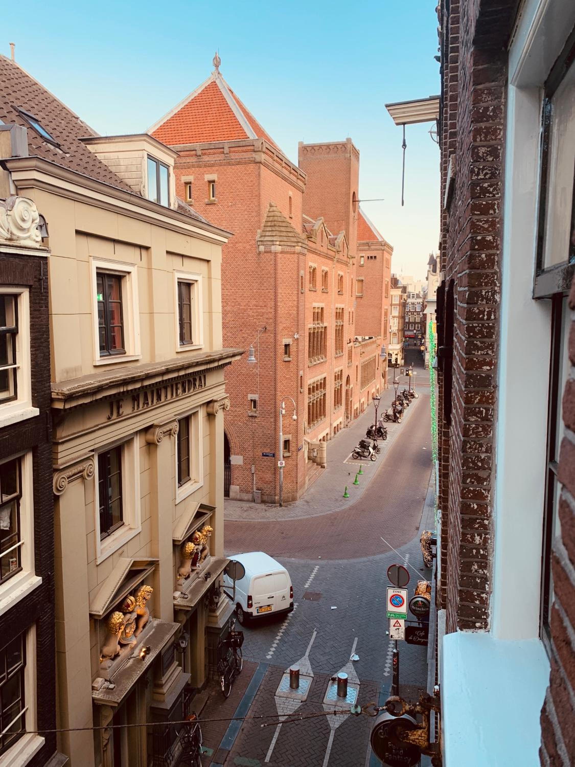 Amsterdam Central Guest House