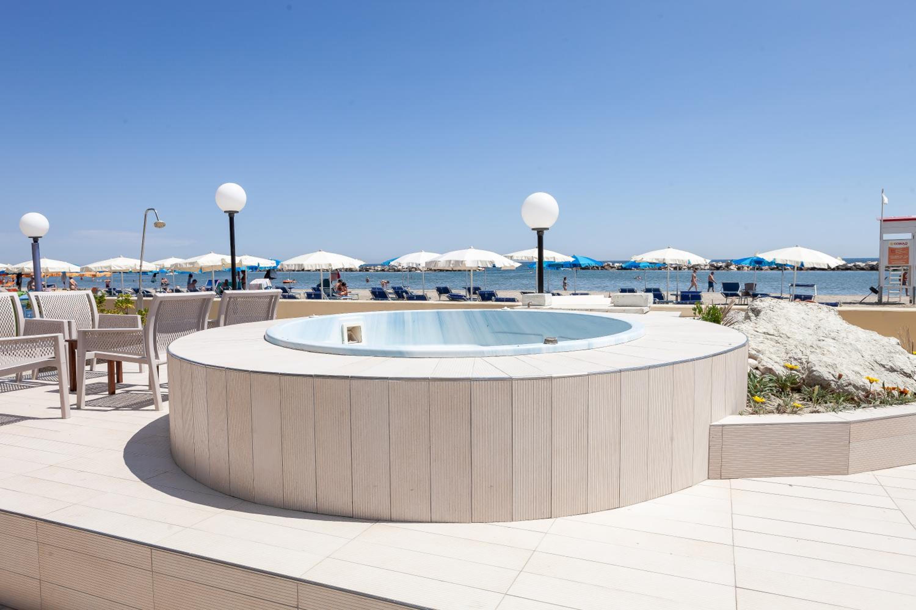 Jacuzzi