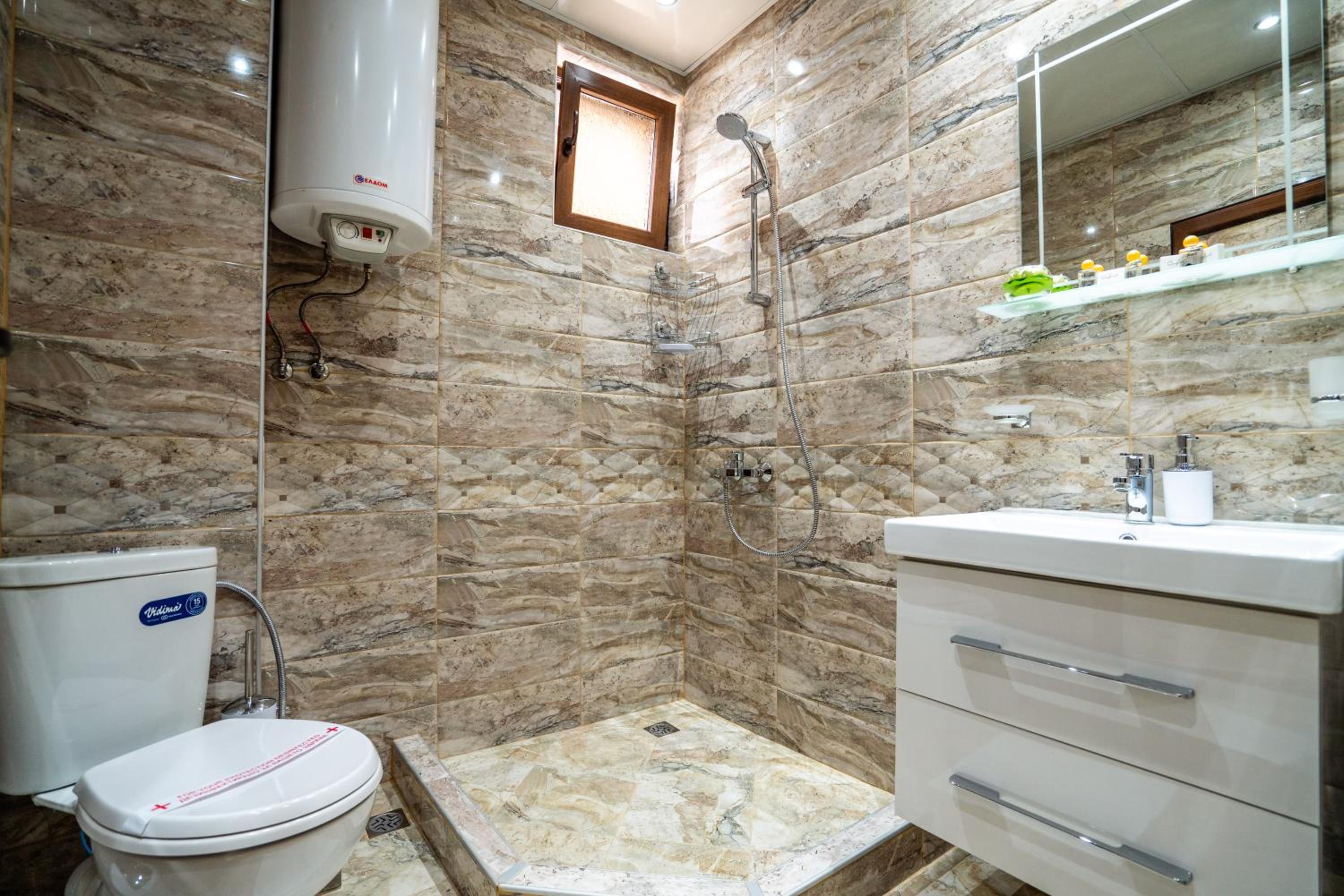Park Apartment Emilin