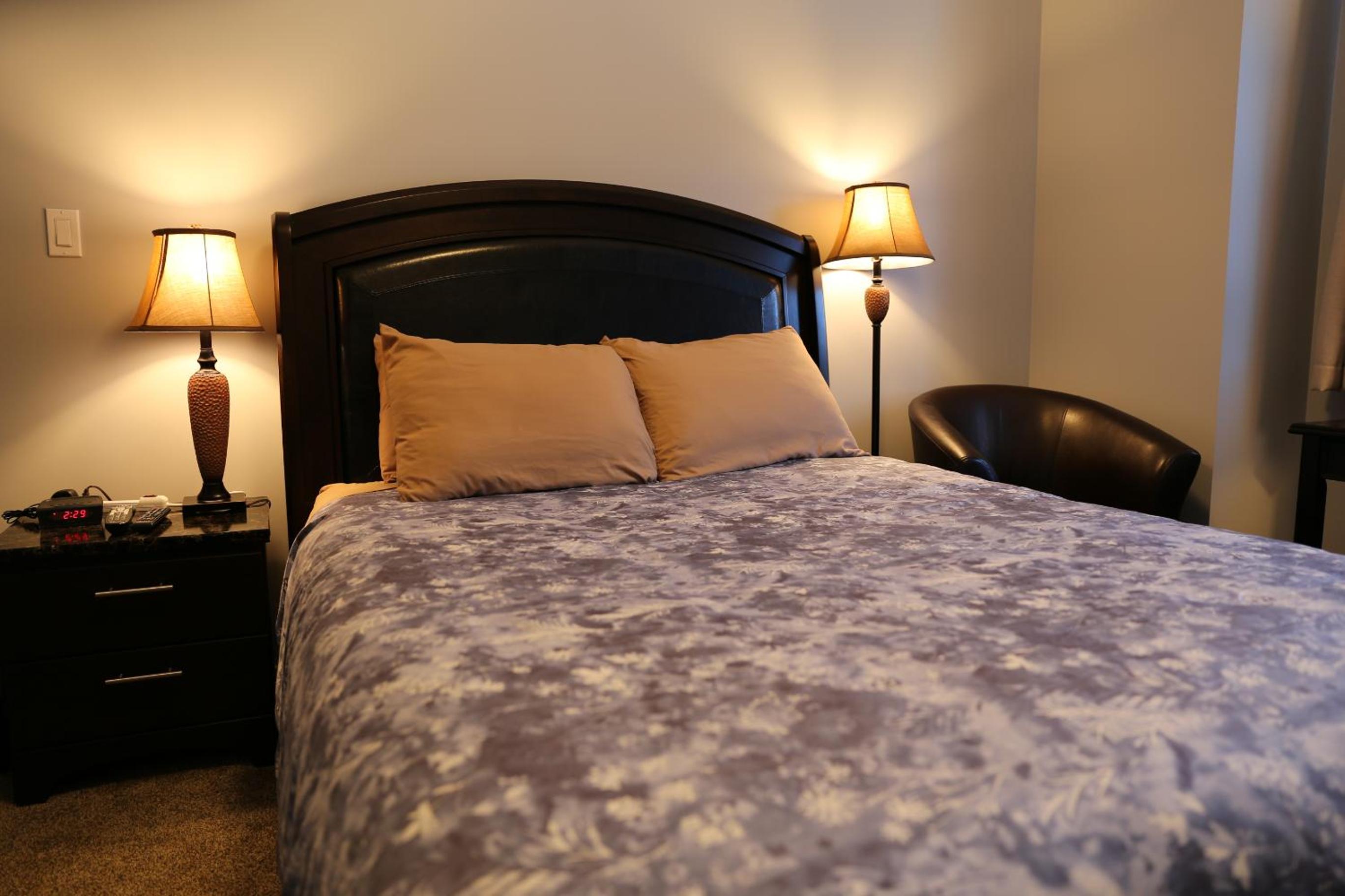 Downtown Whitehorse 4 bedrooms deluxe condo view 4