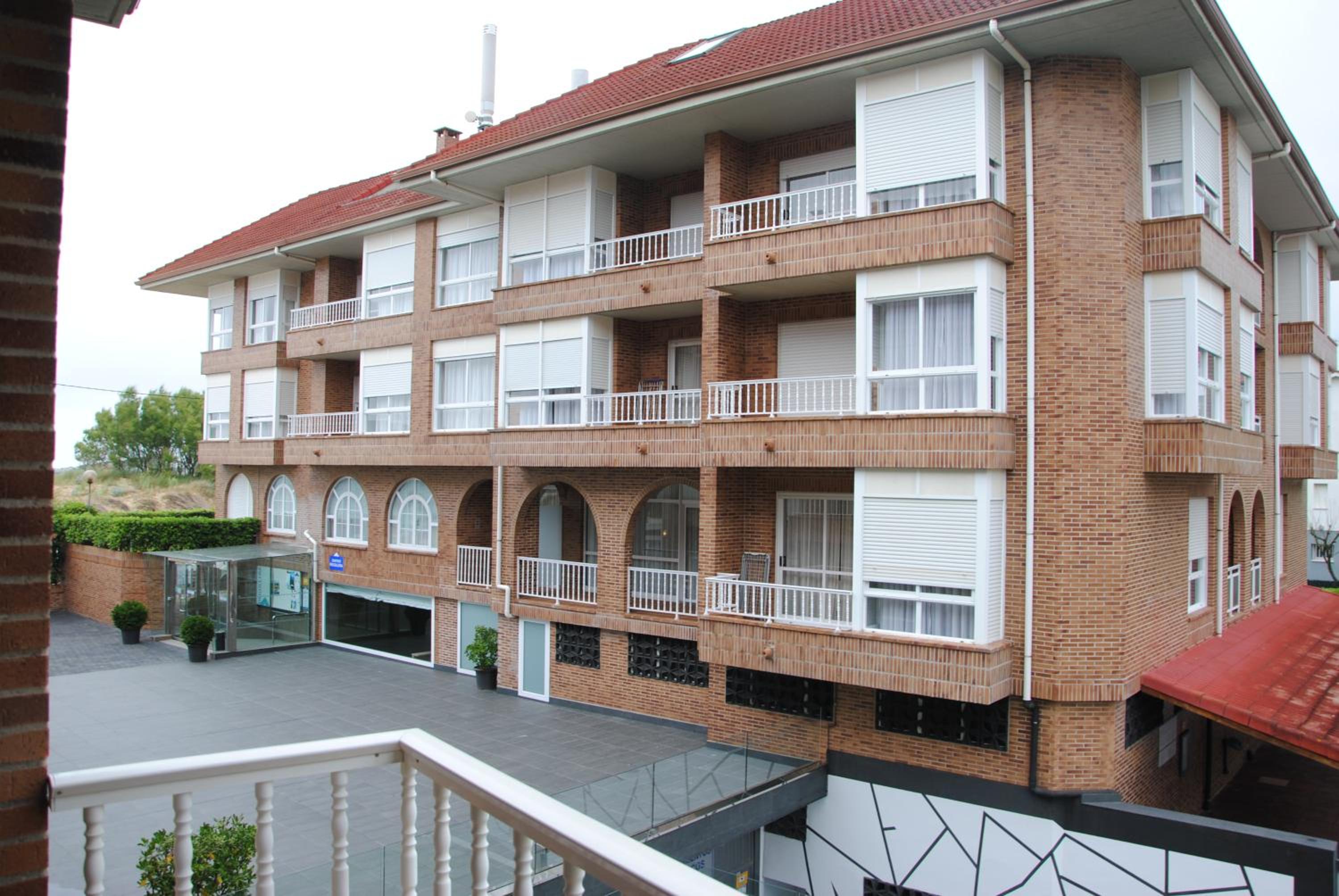 Apartamentos Regollera