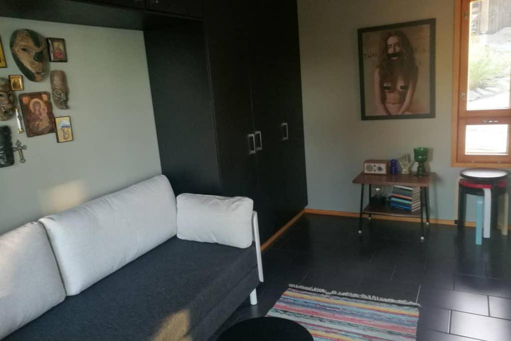 Photo 19