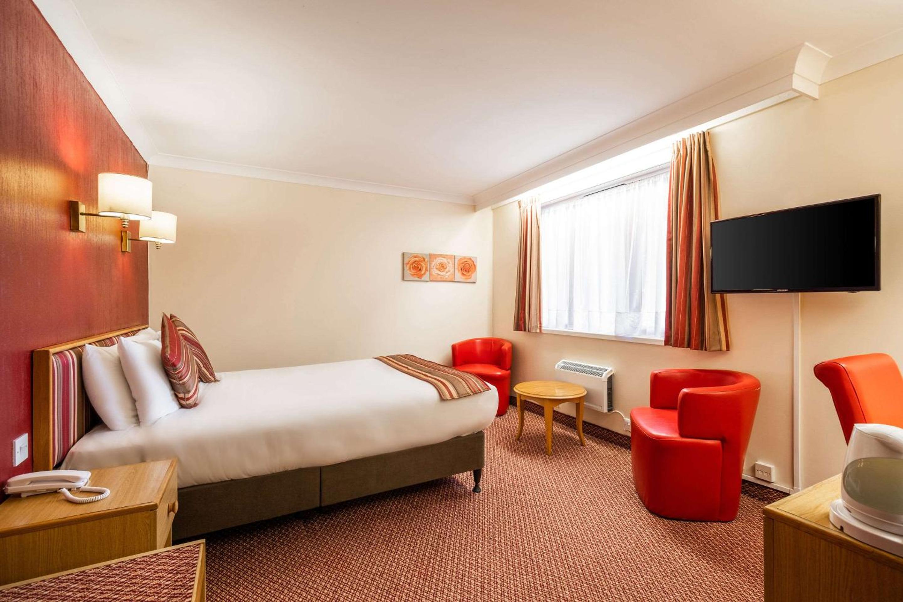 Comfort Inn Arundel view 5