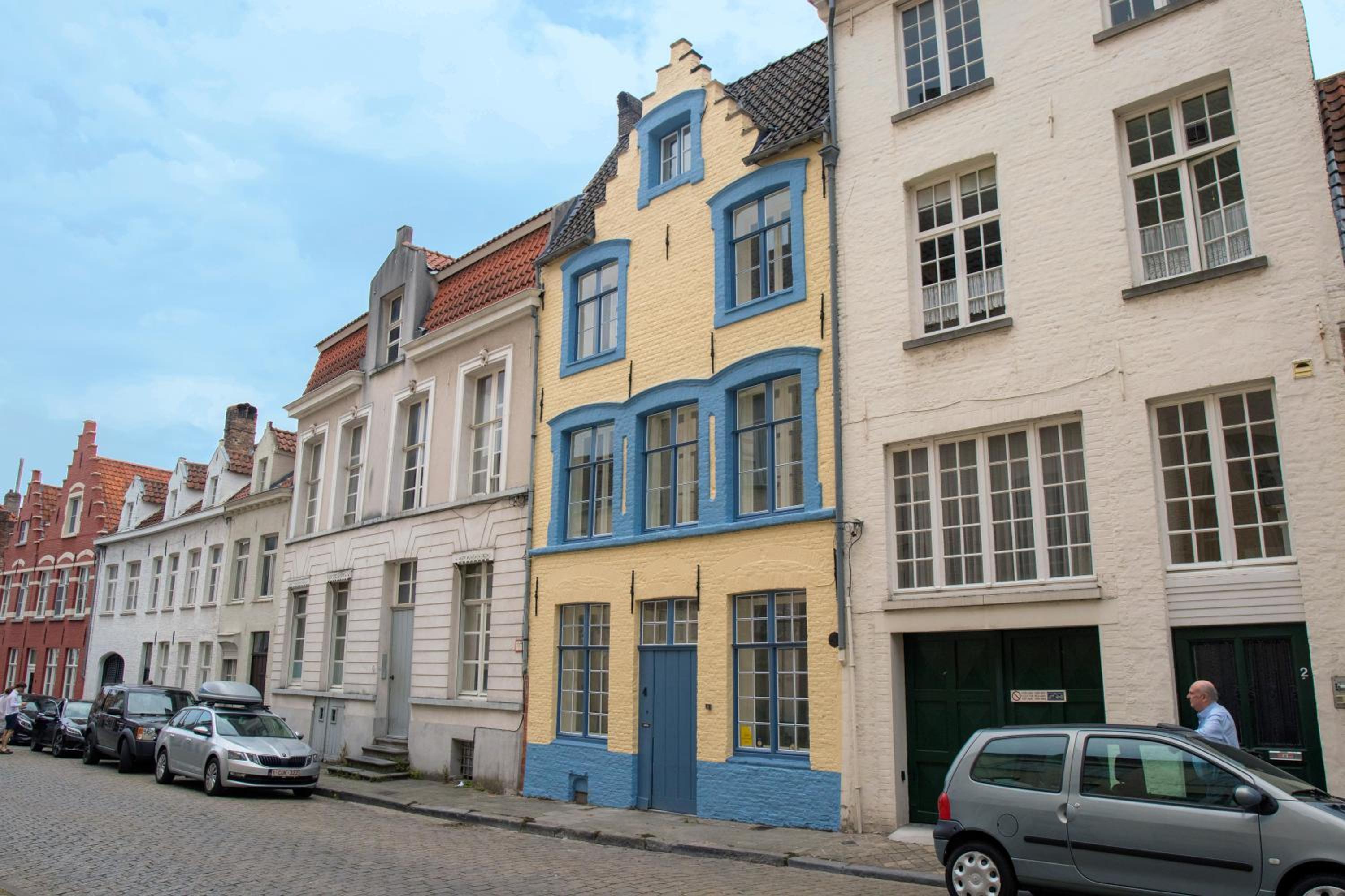 Cosy House near market
