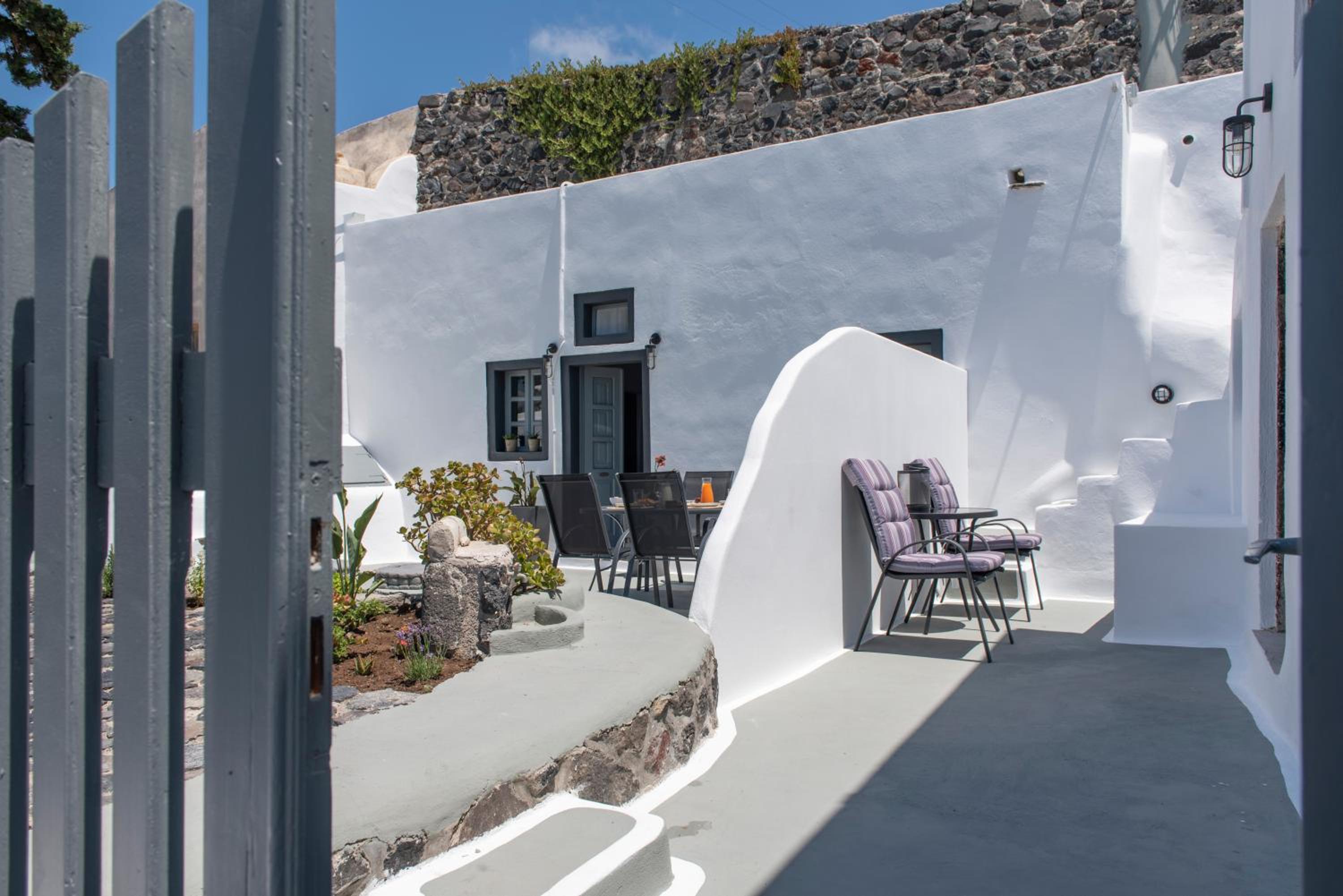 Noelia Suites