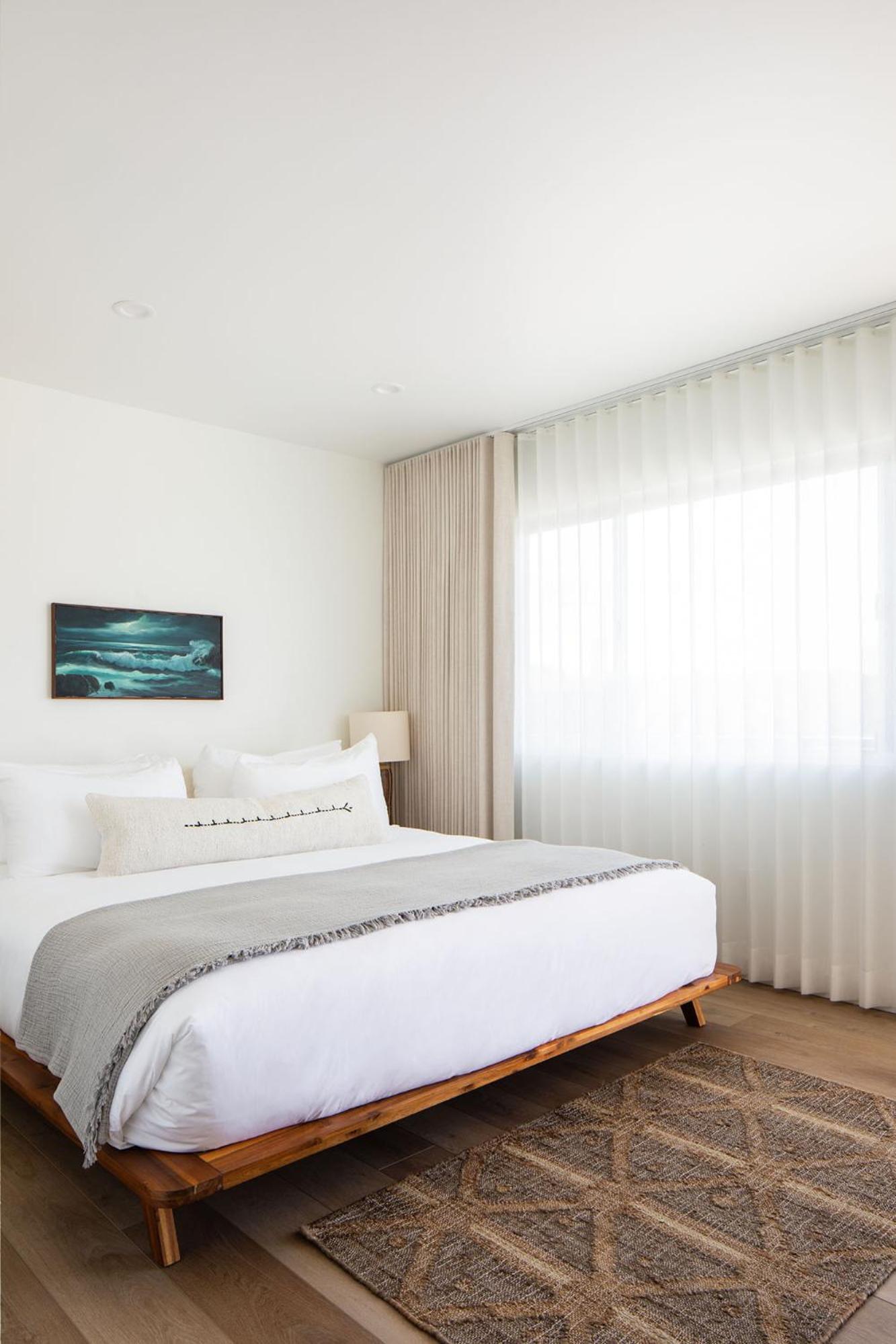 The Pearl Hotel-1