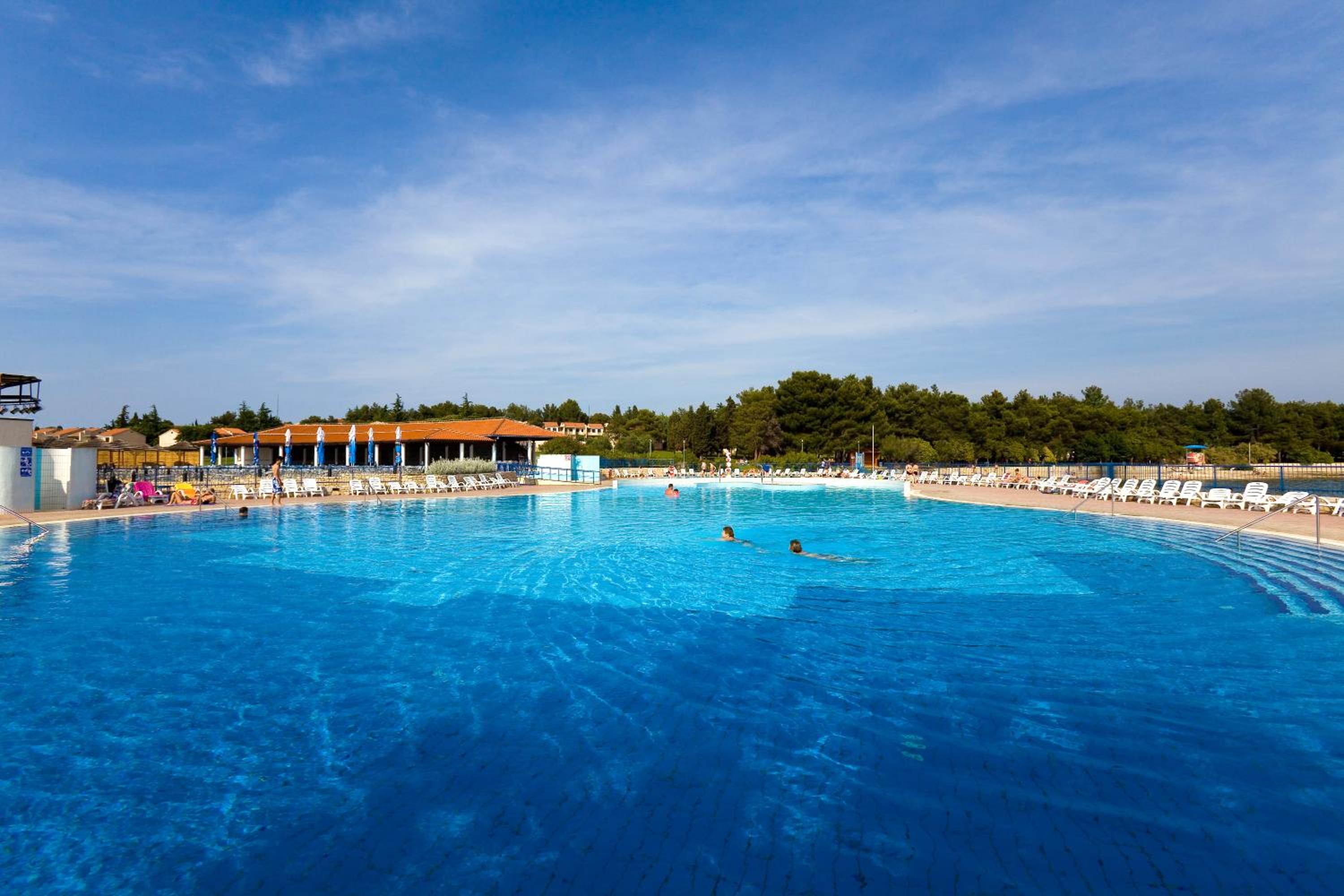 Apartments Katoro Plava Laguna