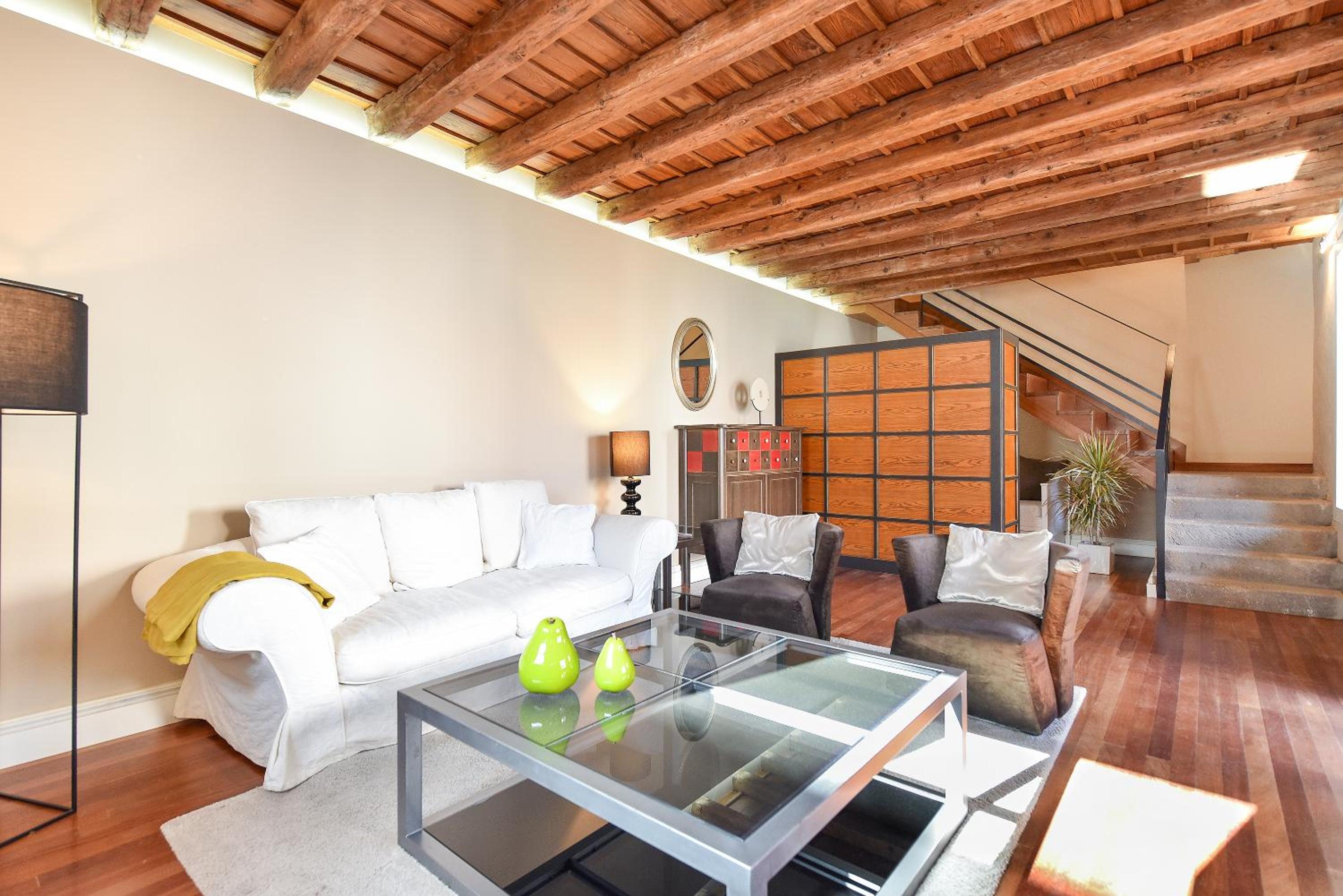 Allureh Emblematic Lodging