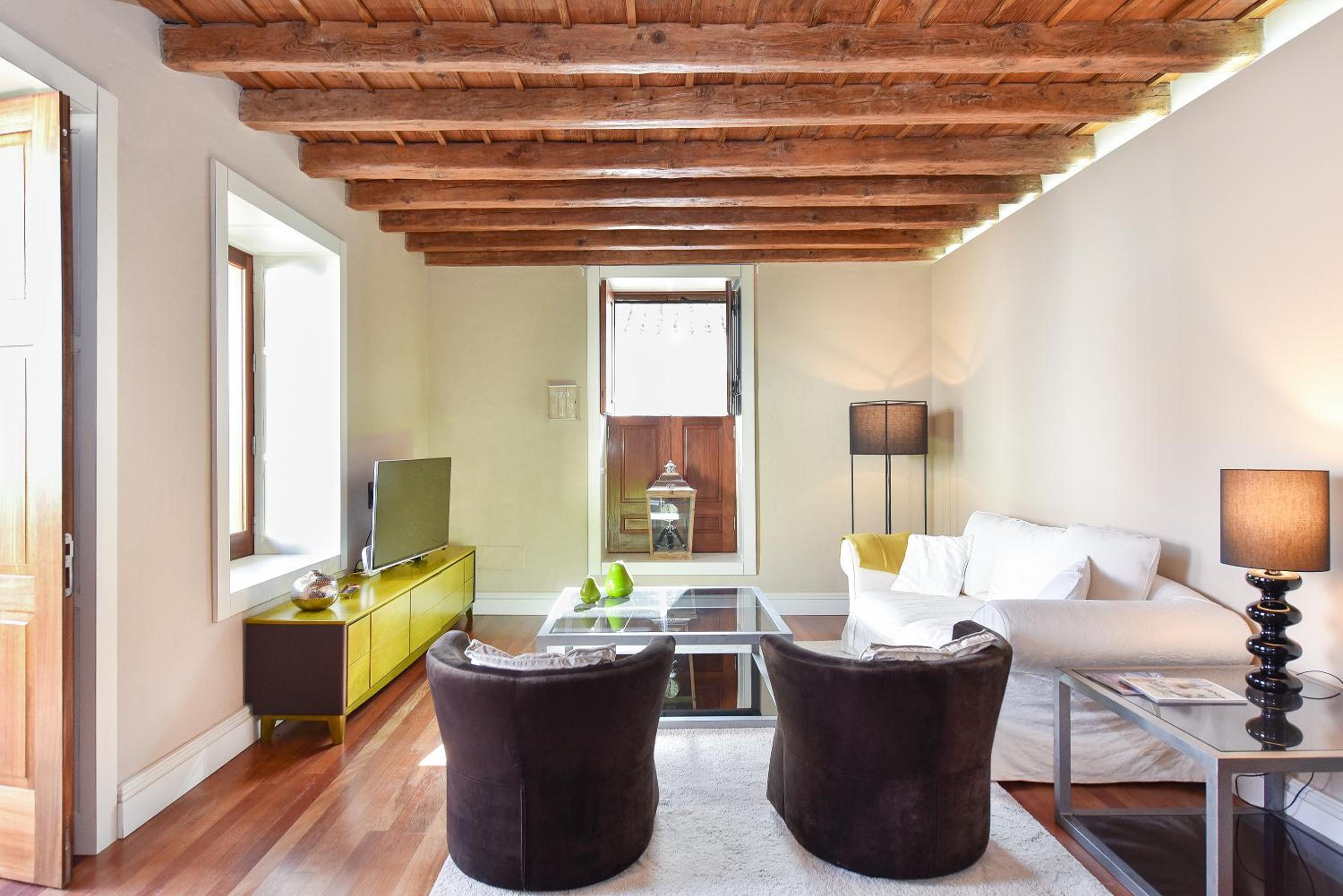 Allureh Emblematic Lodging