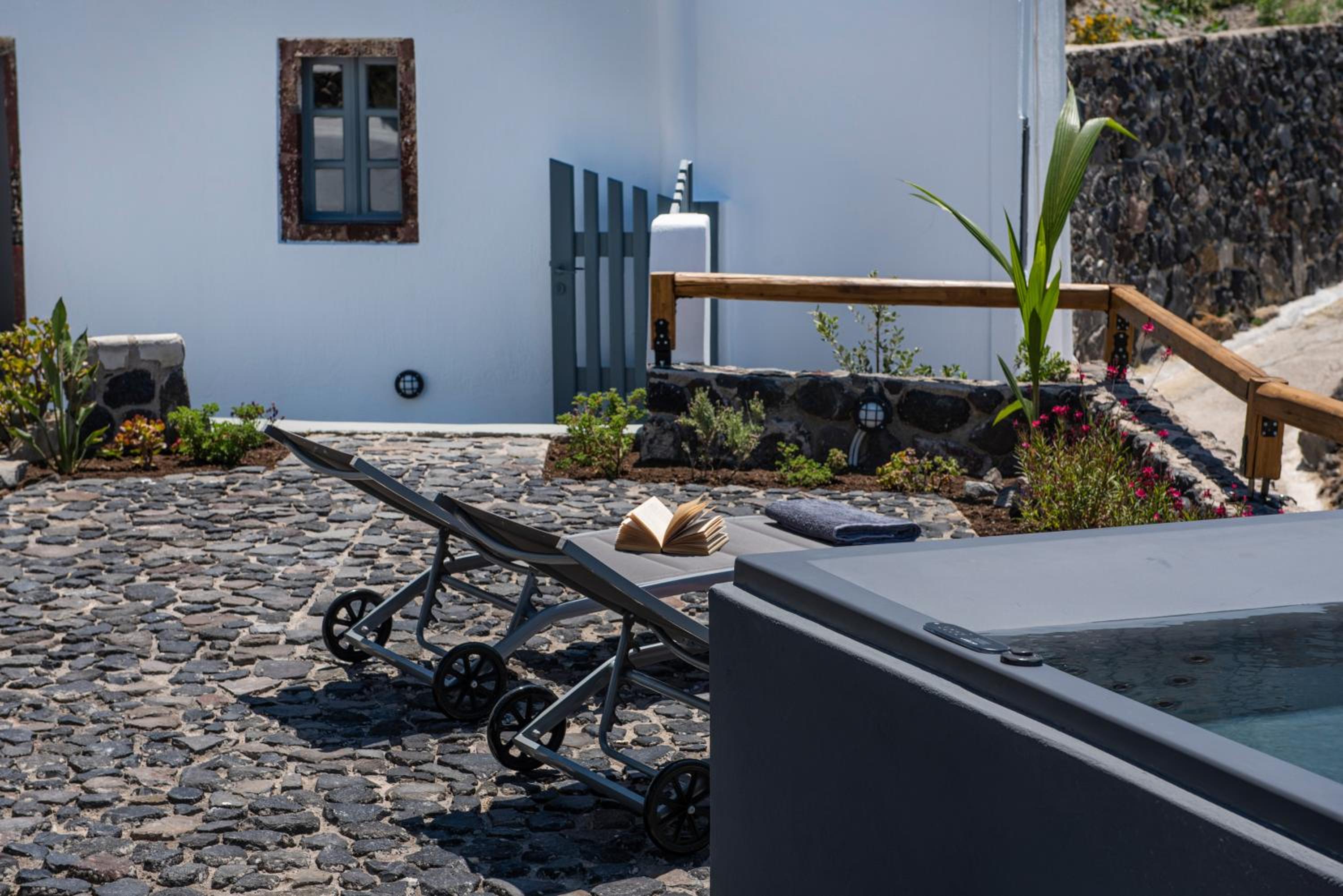 Noelia Suites