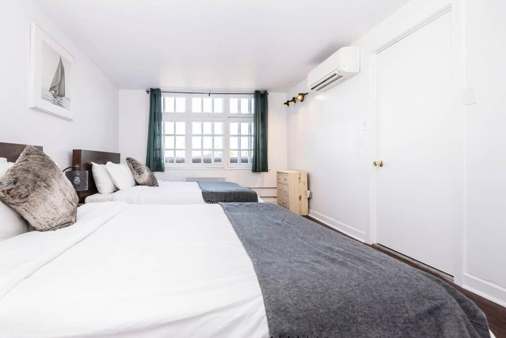 North House - Modern Meets Rustic- 2 Bedroom in Old Quebec